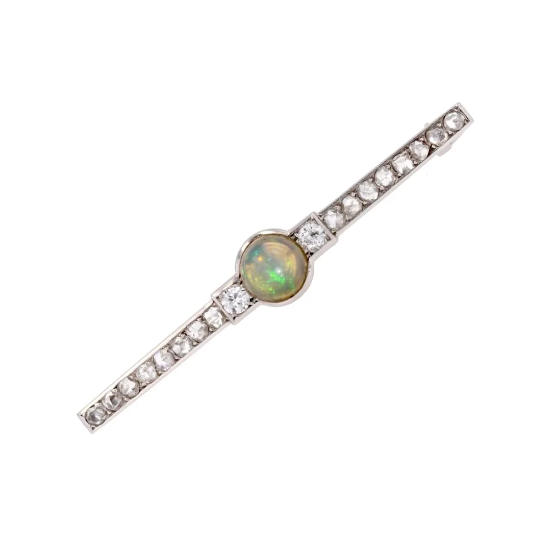 Brooch Pin in paltinium, opal and diamonds