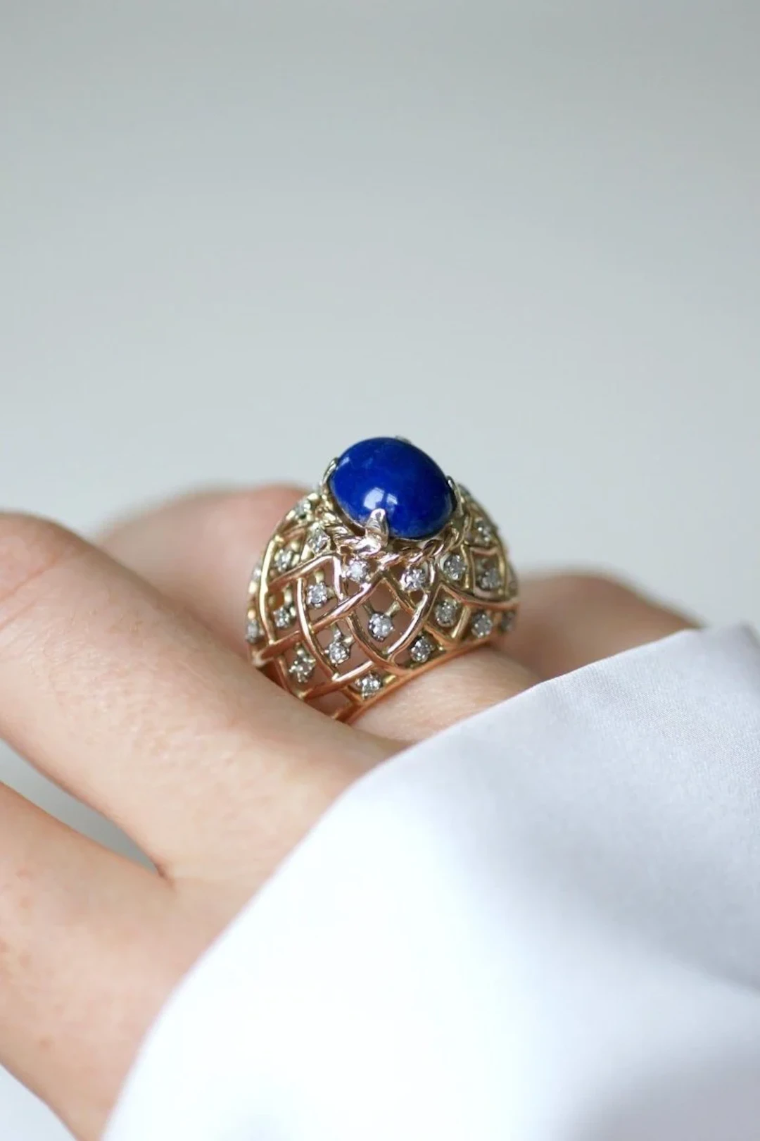 Ring Cocktail in yellow gold, paltinium, lapi-lazuli and diamonds