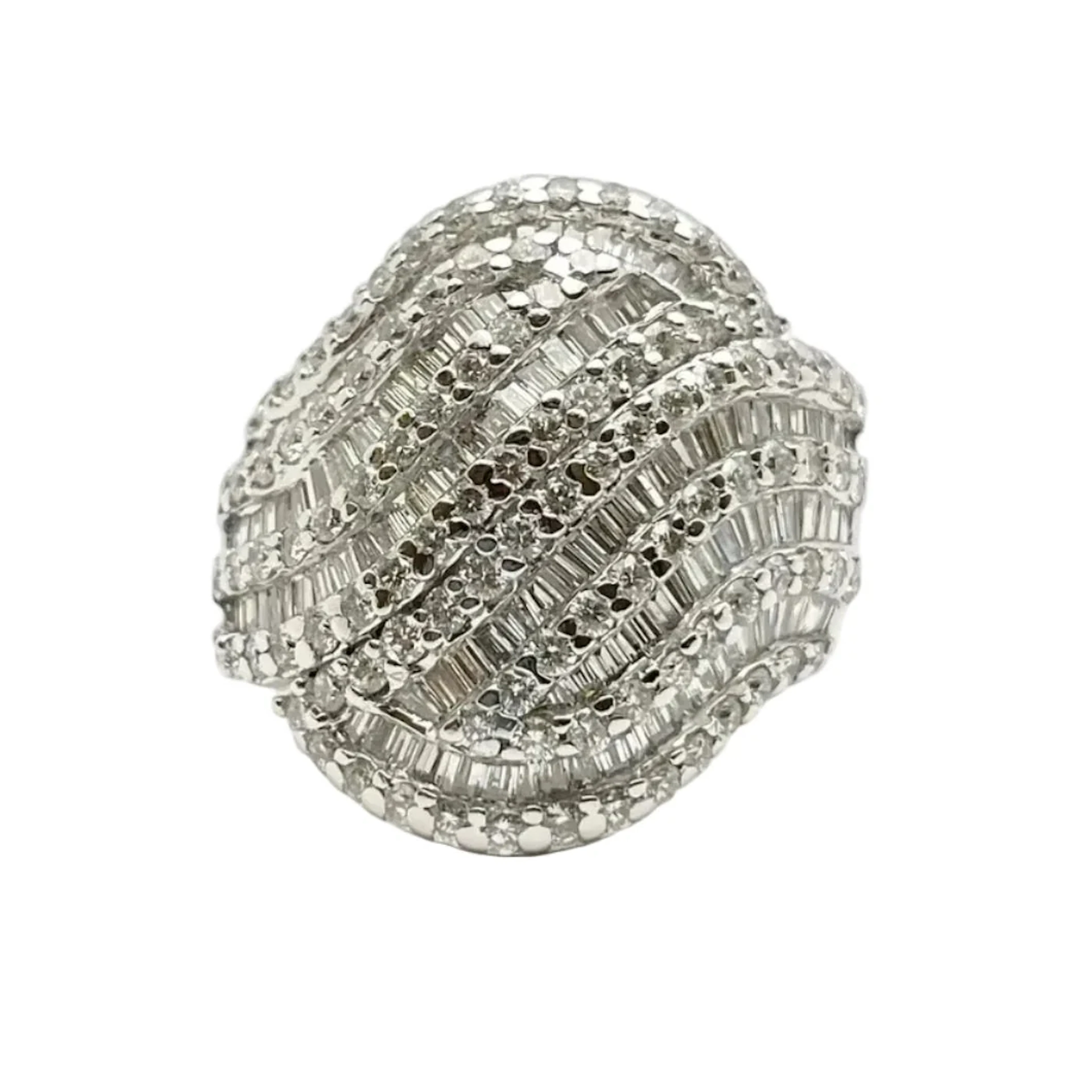 White Gold and Diamond Ring