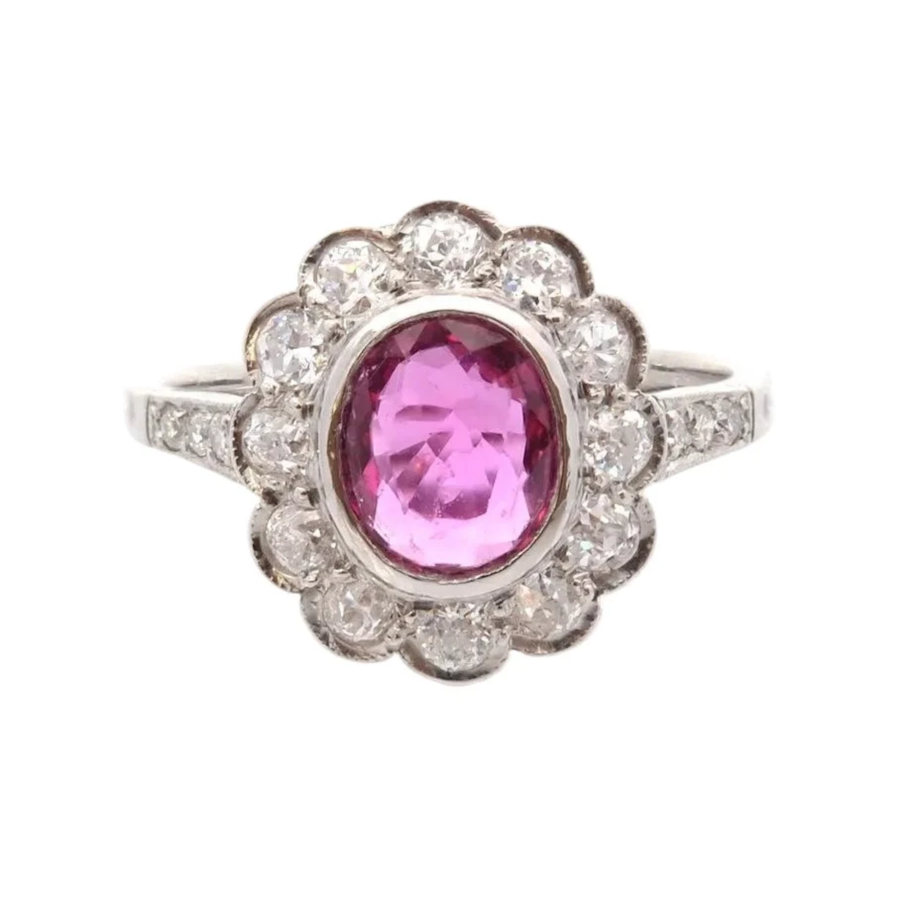 Ring Surroundings in paltinium, ruby and diamonds