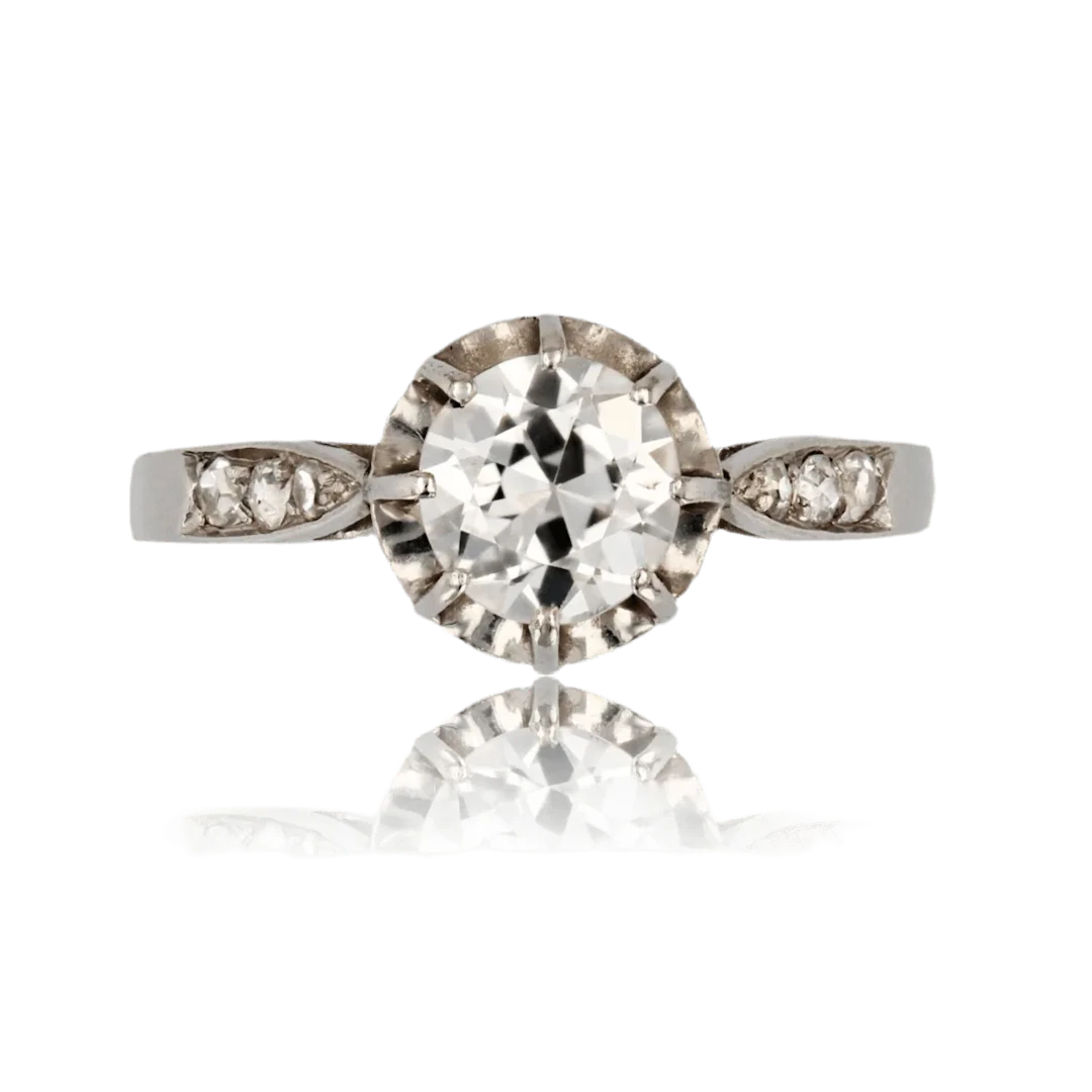 Solitaire ring in platinum and diamonds
