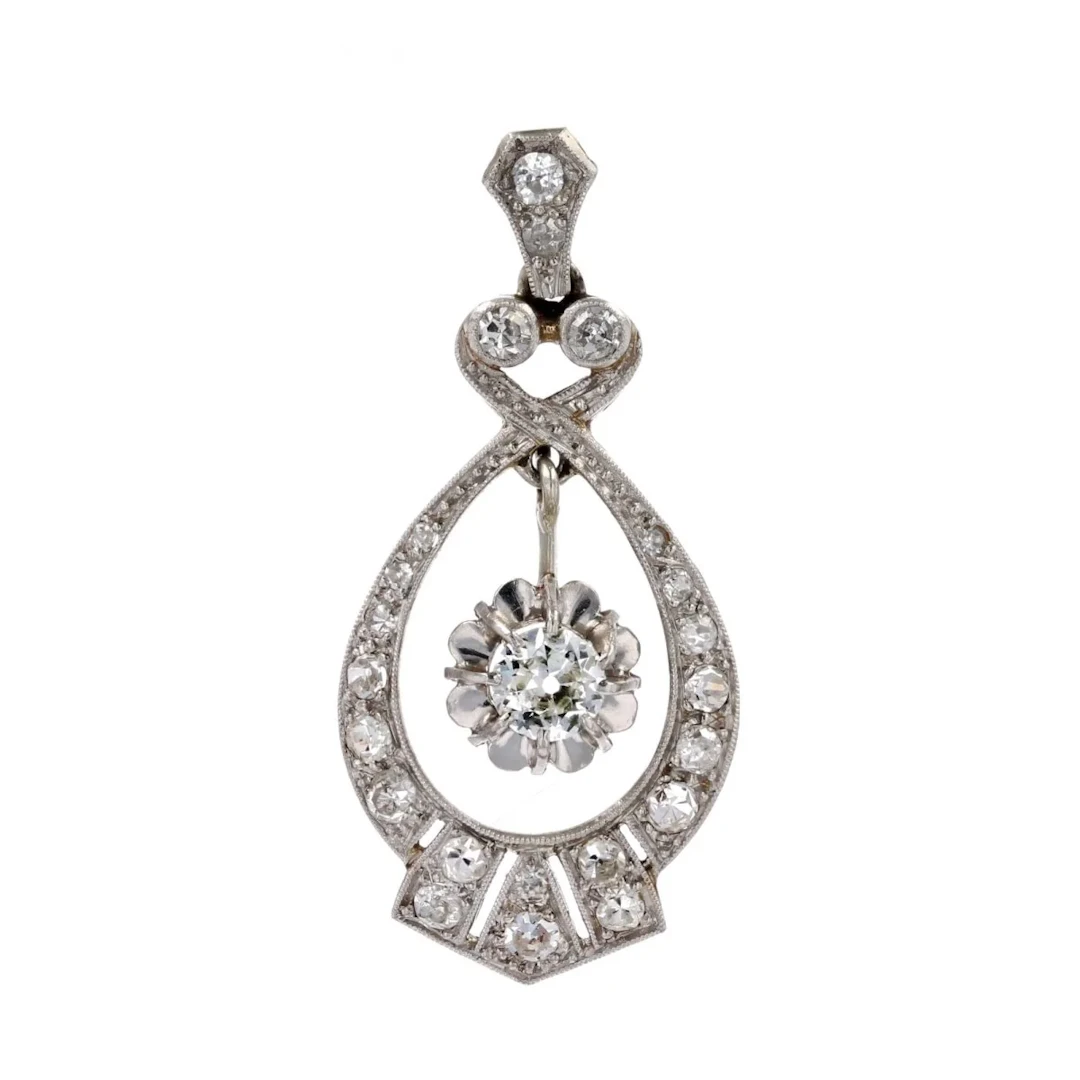 White gold, platinum and diamond pendant