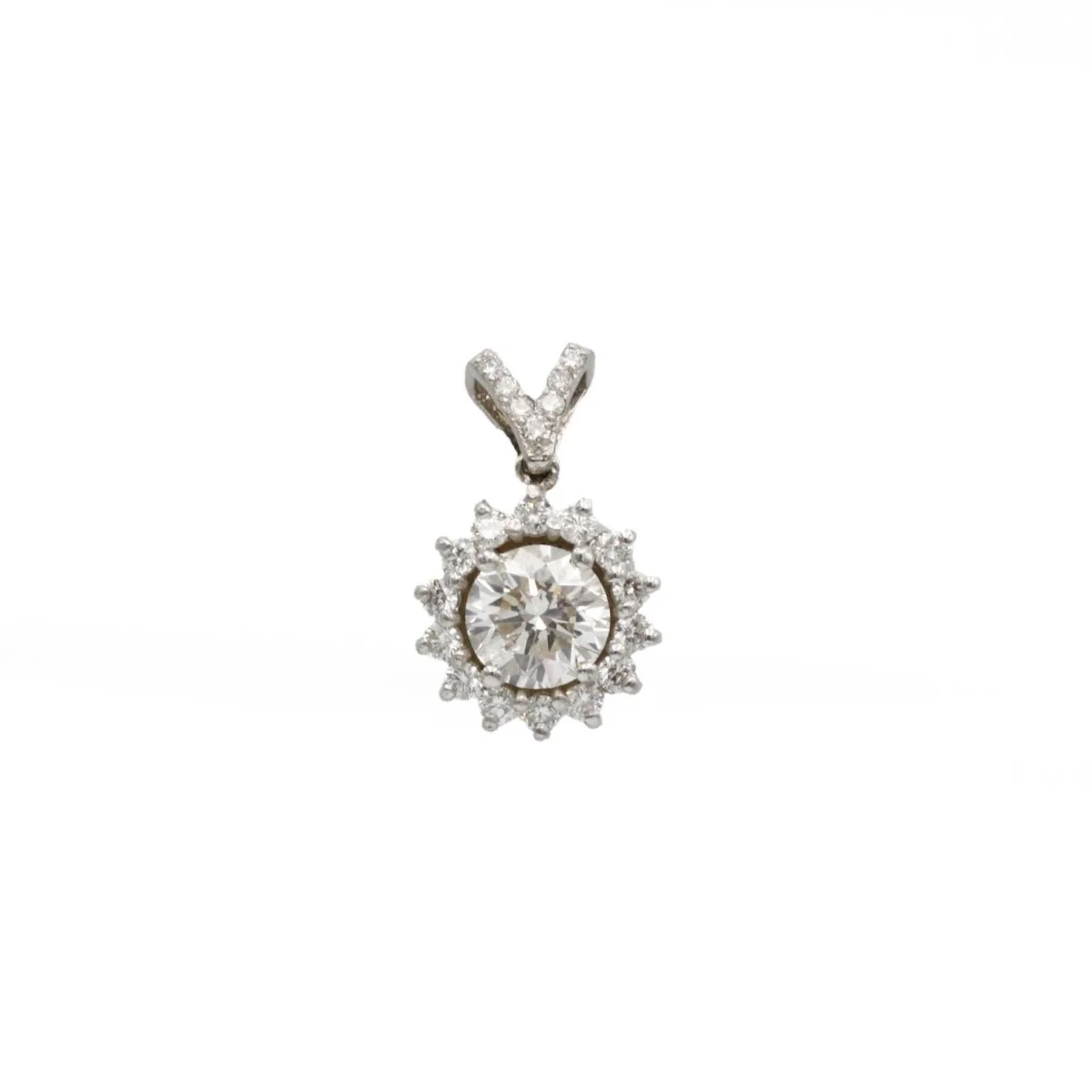 Necklace Pendant in white gold and diamonds