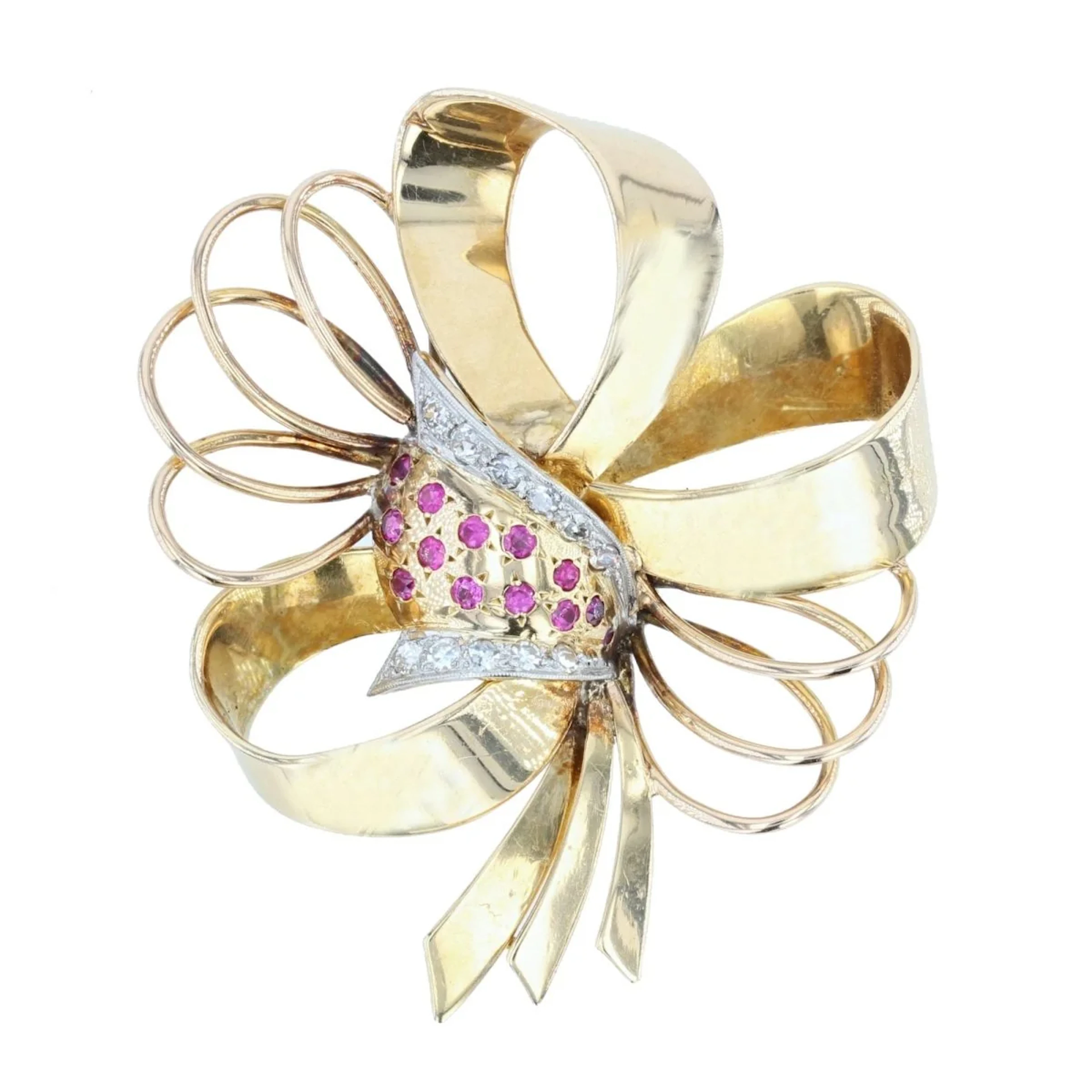 Brooch Pin in yellow gold, ruby and diamonds