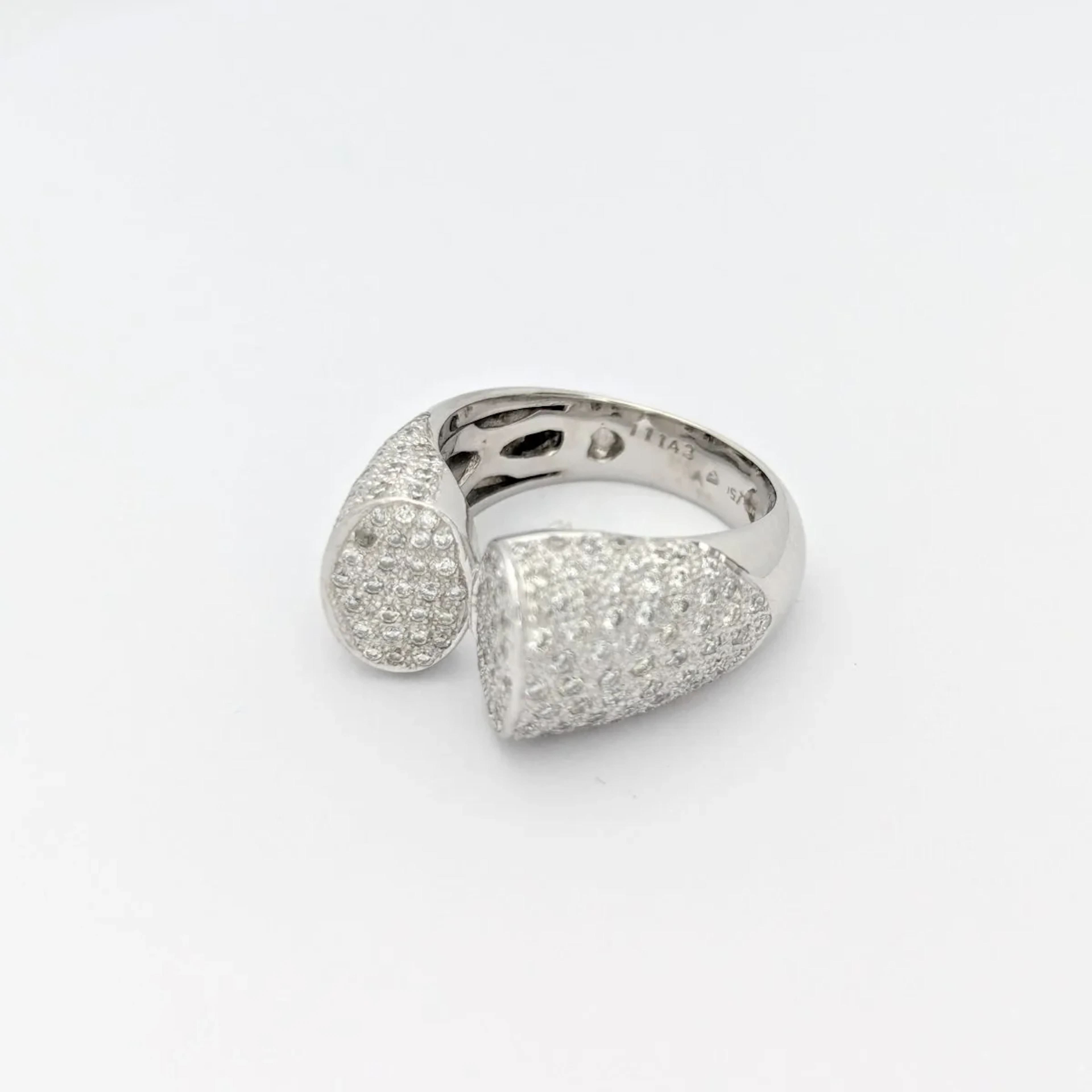 White Gold and Diamond Ring