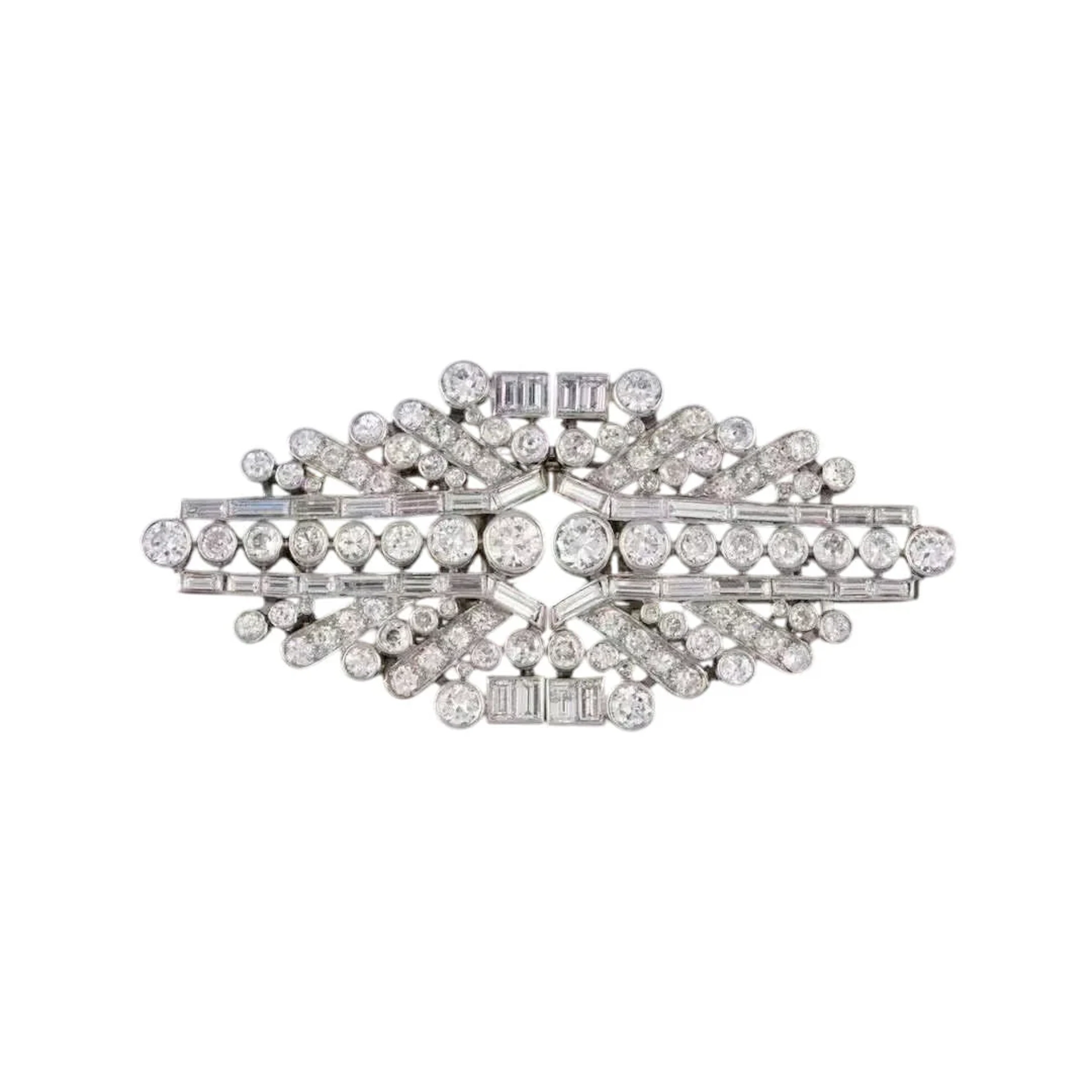 Double clip brooches in white gold, platinum, and diamonds