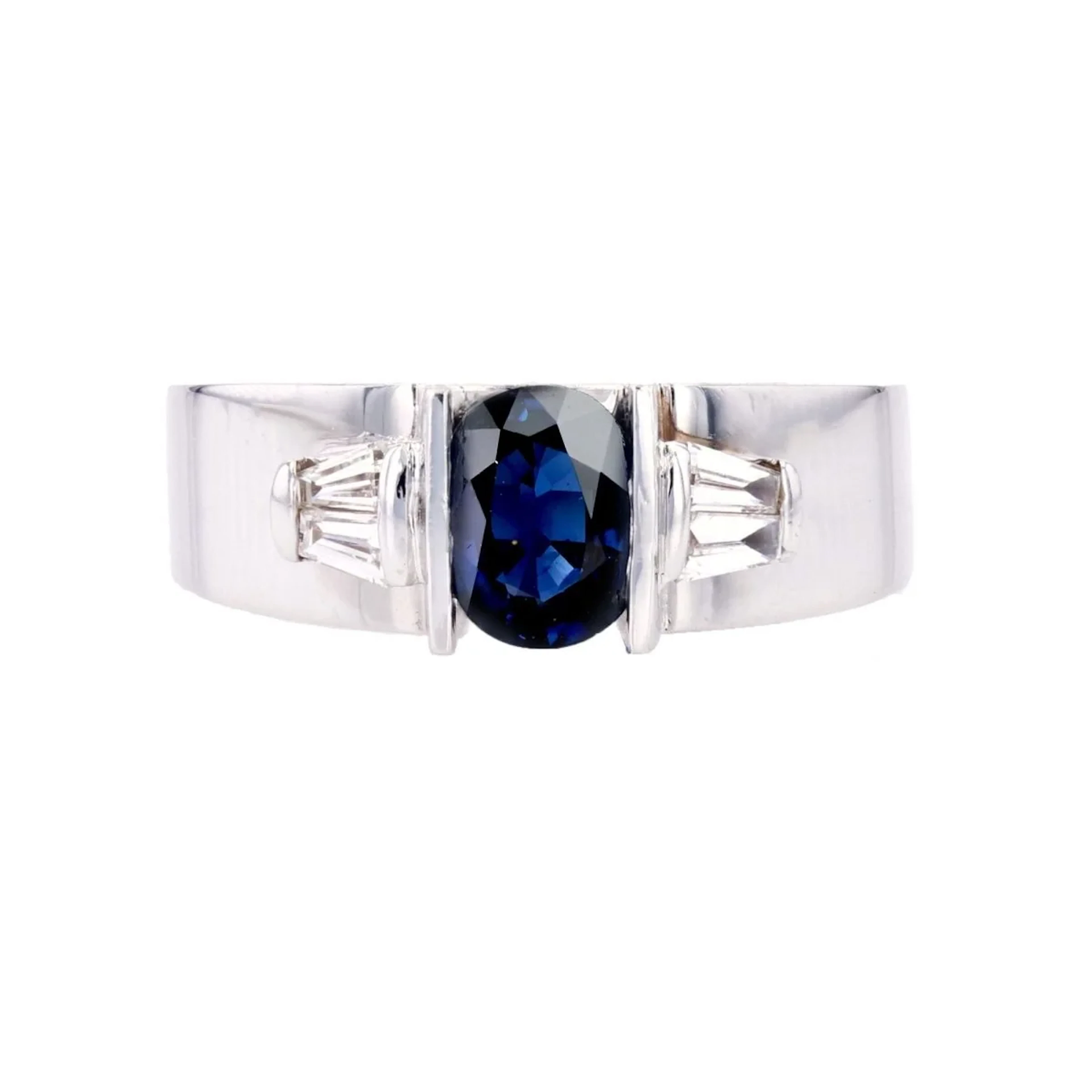 Trilogy ring in white gold, sapphire and diamonds