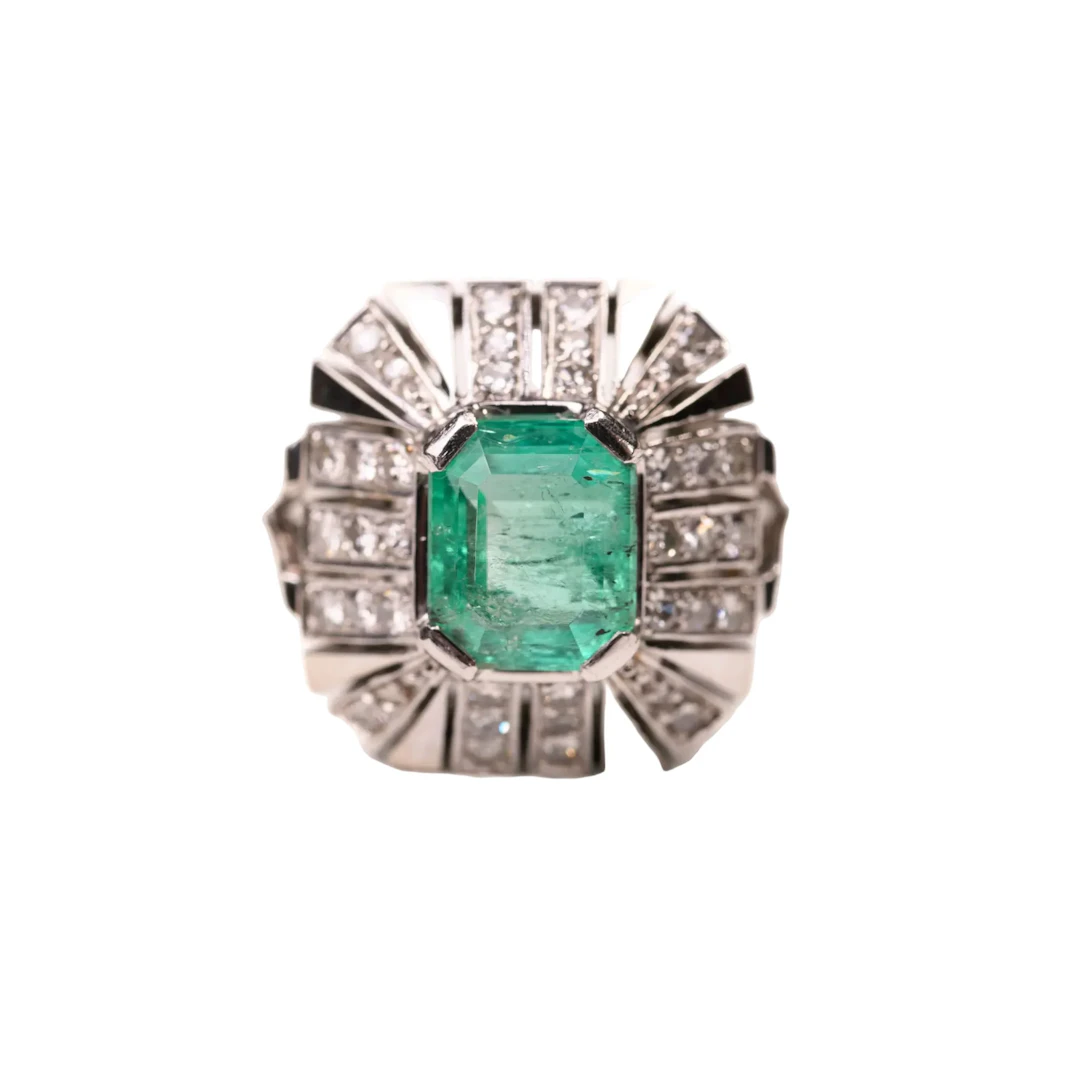 Ring Colombian emerald Art Deco style in white gold and paltinium