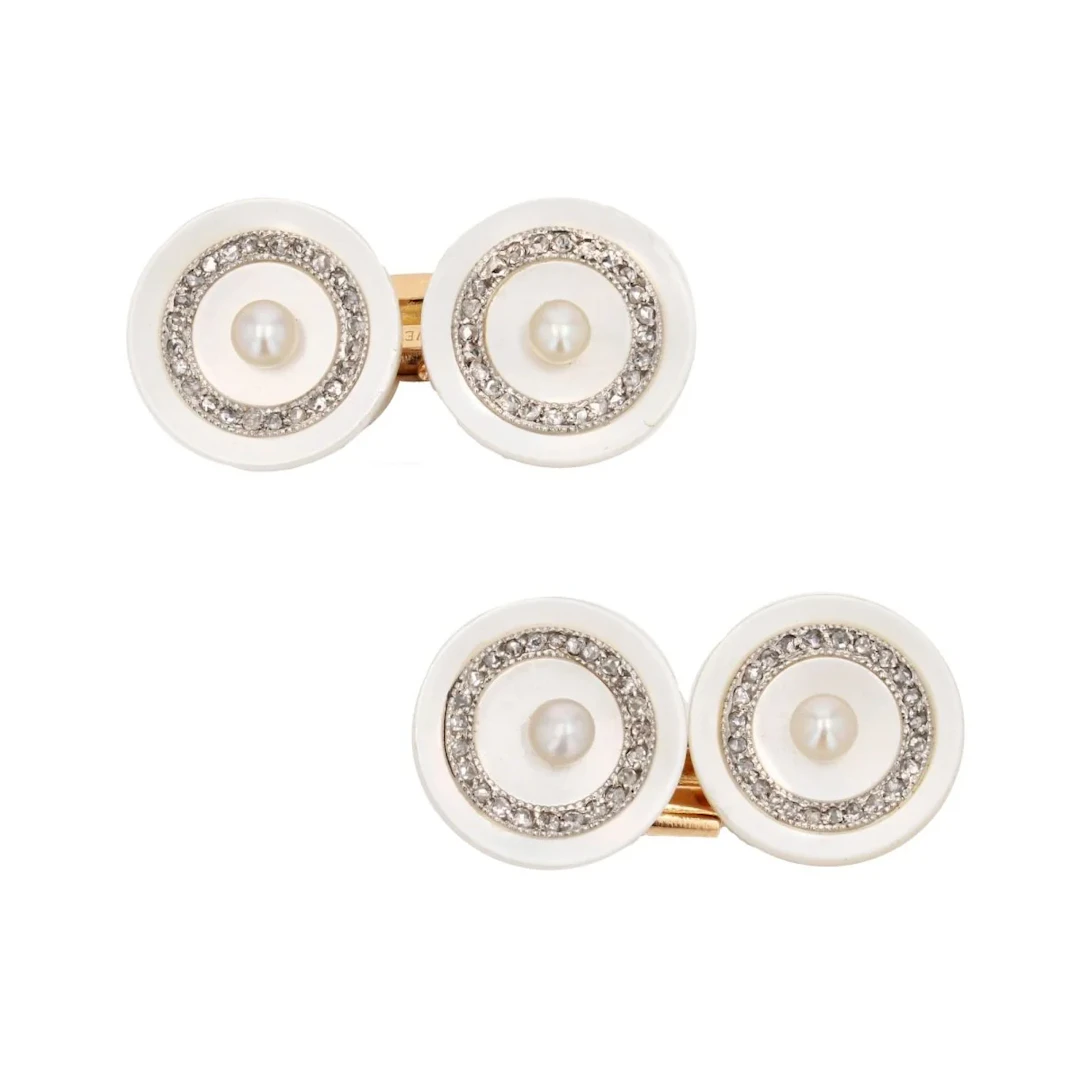 LÉON DEVOS cufflinks in yellow gold, mother-of-pearl and diamonds