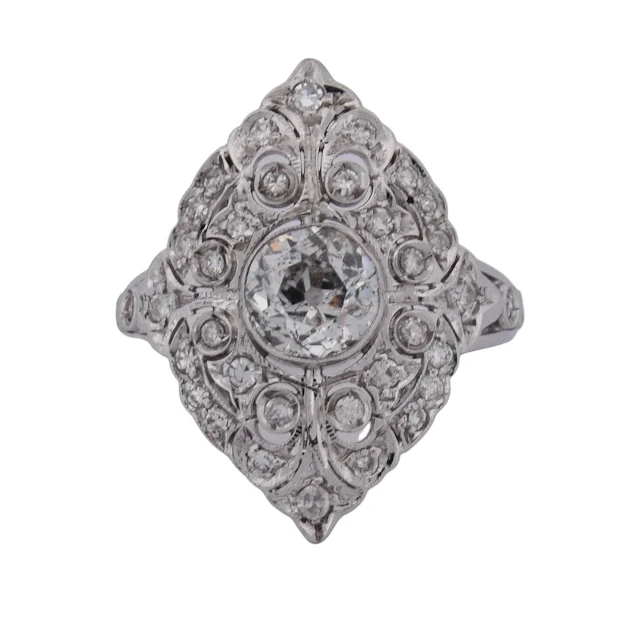 Bague Entourage en or blanc et diamants