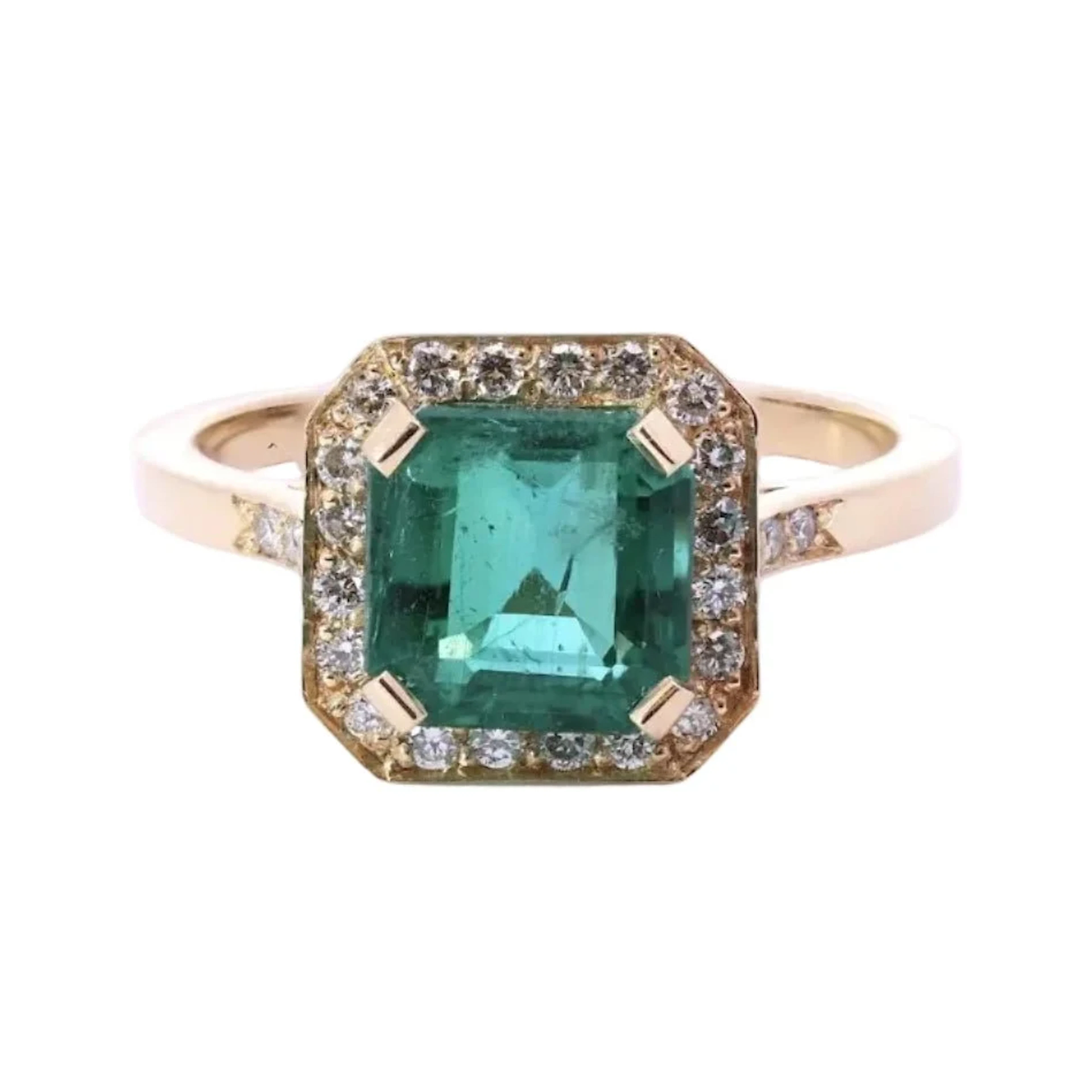 Bague Entourage en or jaune, émeraude et diamants