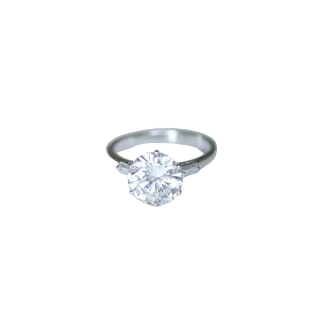 Ring Solitaire in white gold and diamond