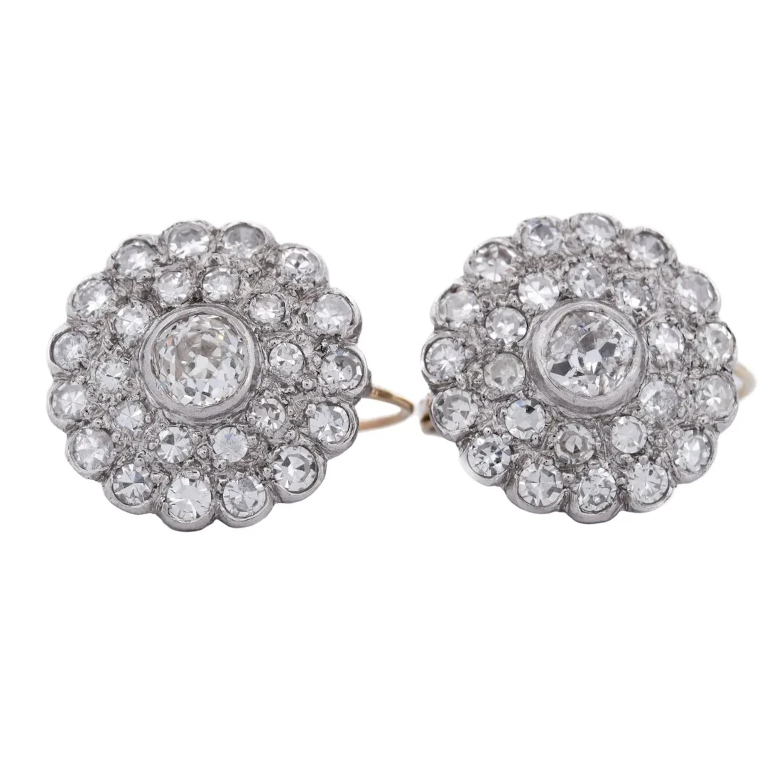 Boucles d'oreilles Dormeuses en or jaune, platine et diamants