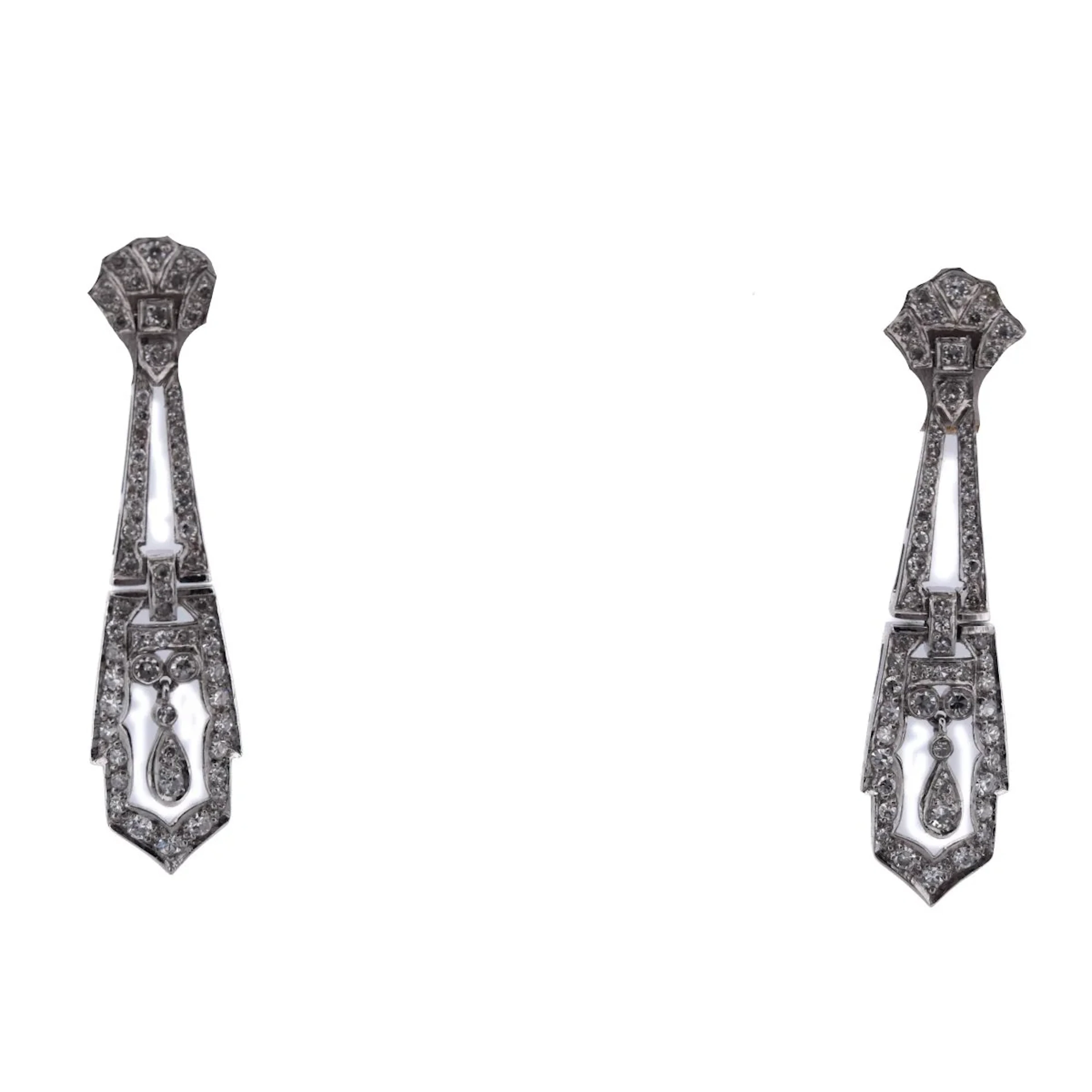 Boucles d'oreilles Pendantes en platine et diamants