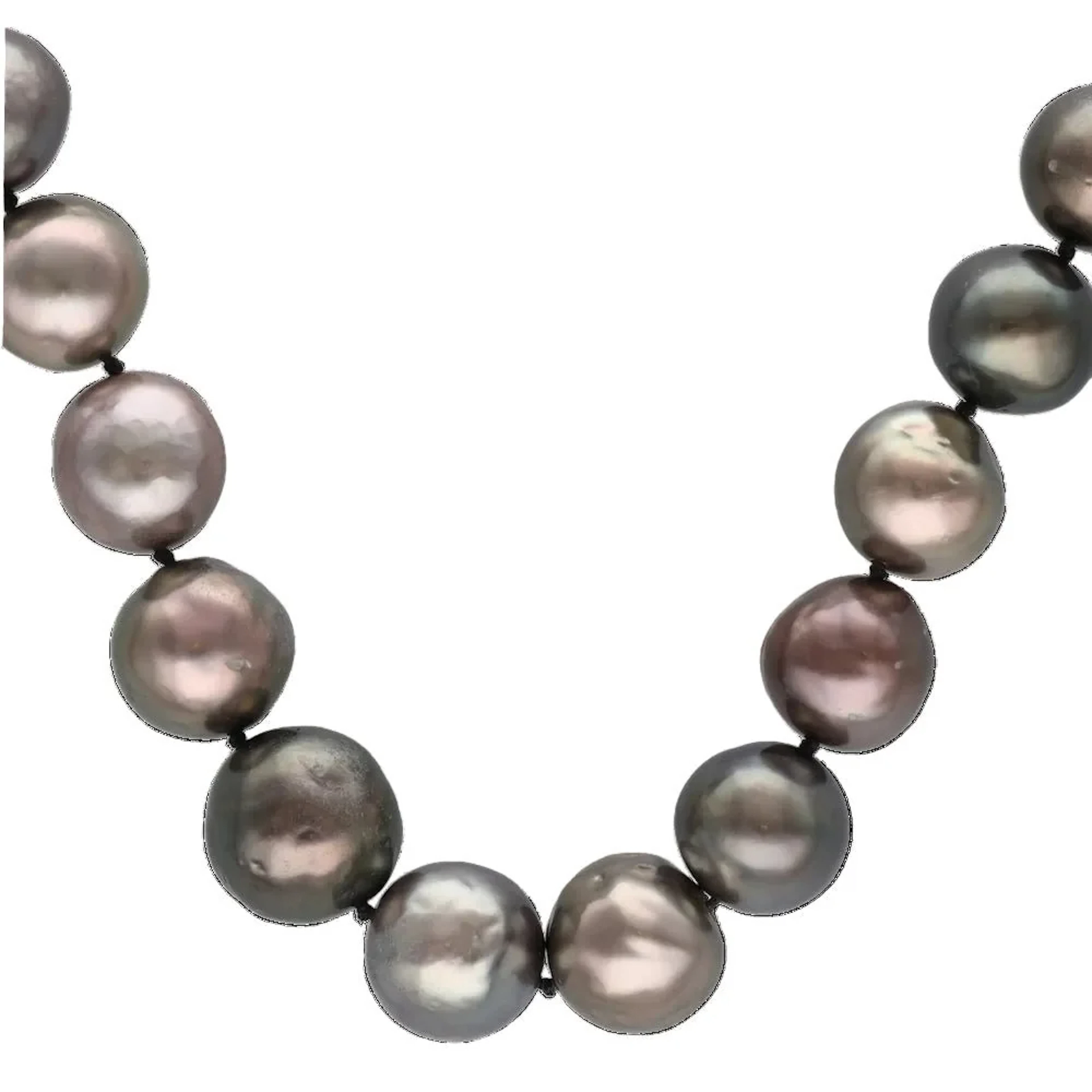 TECLA Pearl Necklace in Pearls