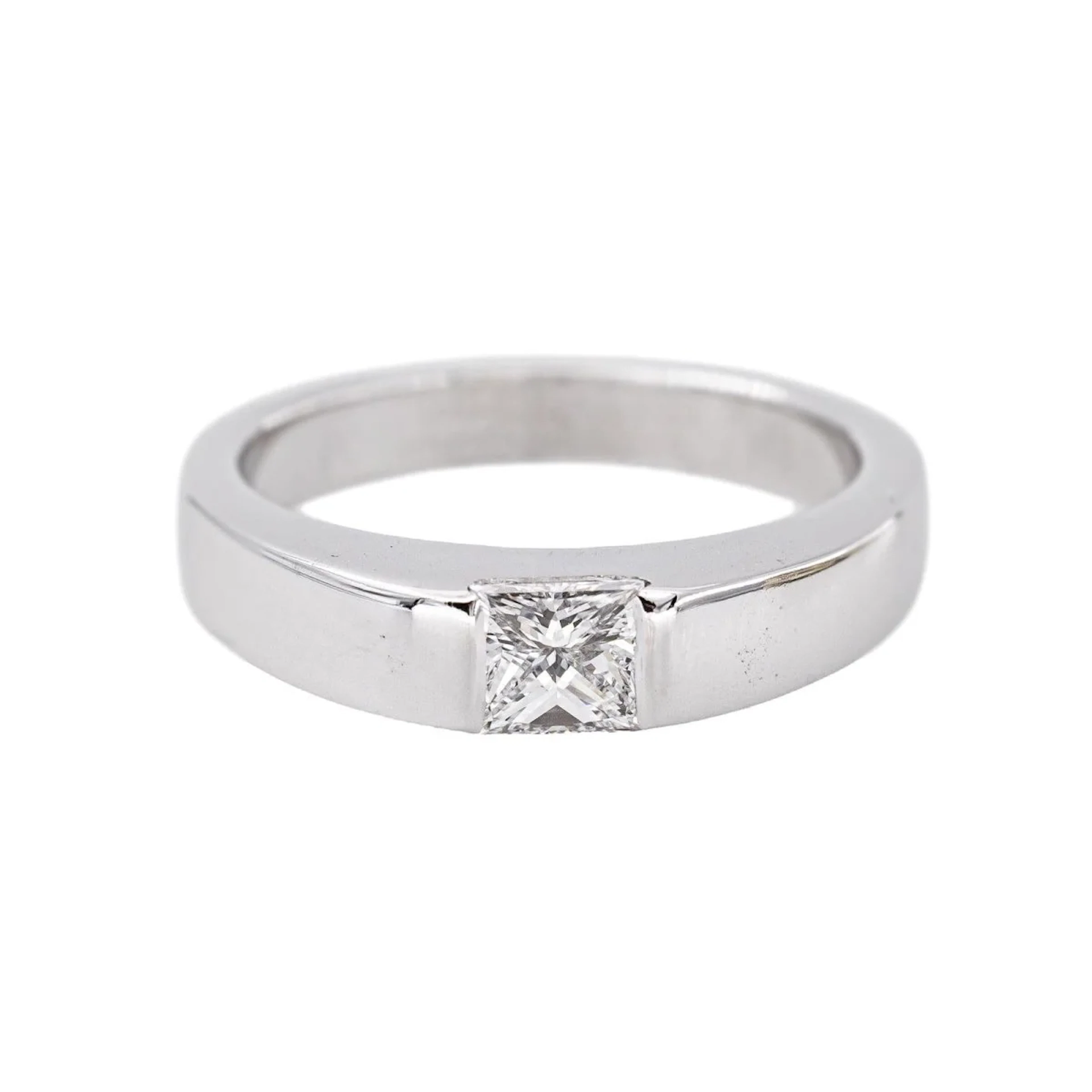 Bague Solitaire CARTIER "Tank" en or blanc et diamant