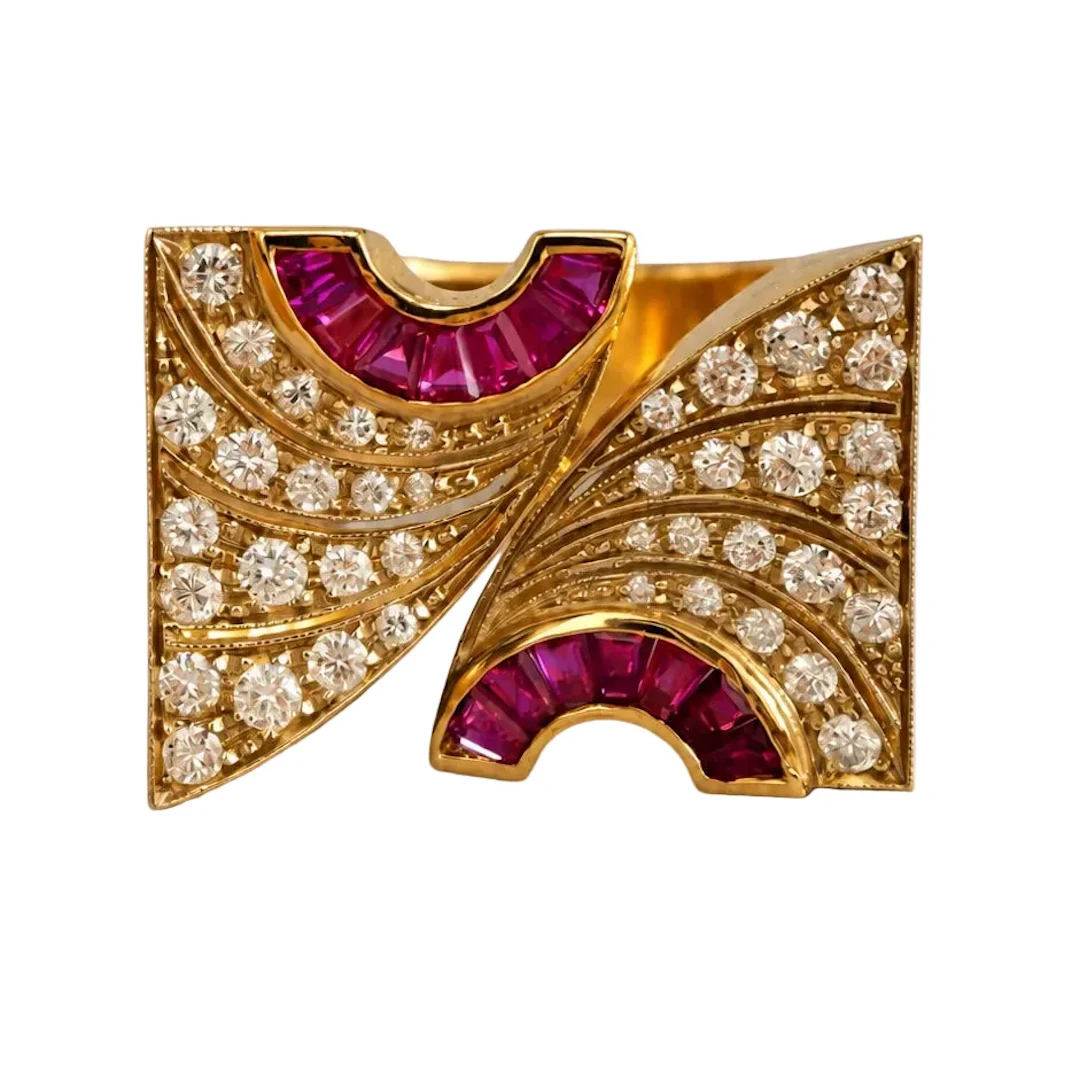 Tank Ring in yellow gold, rubies, and diamonds