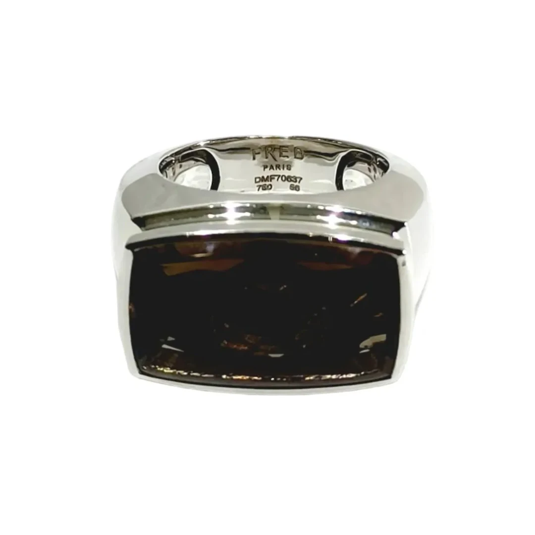 FRED signet ring in white gold and quartz