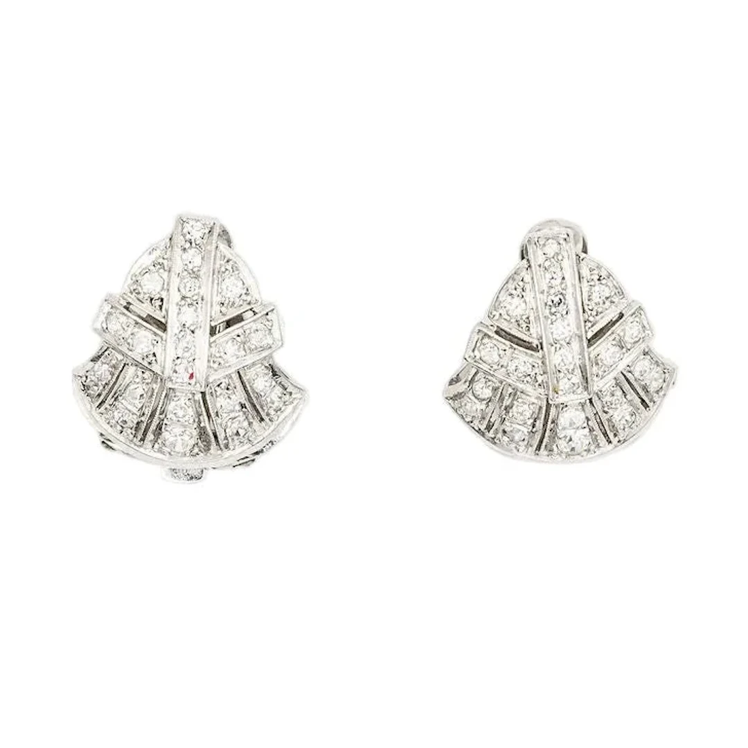 Earrings Art deco clip in paltinium and diamonds