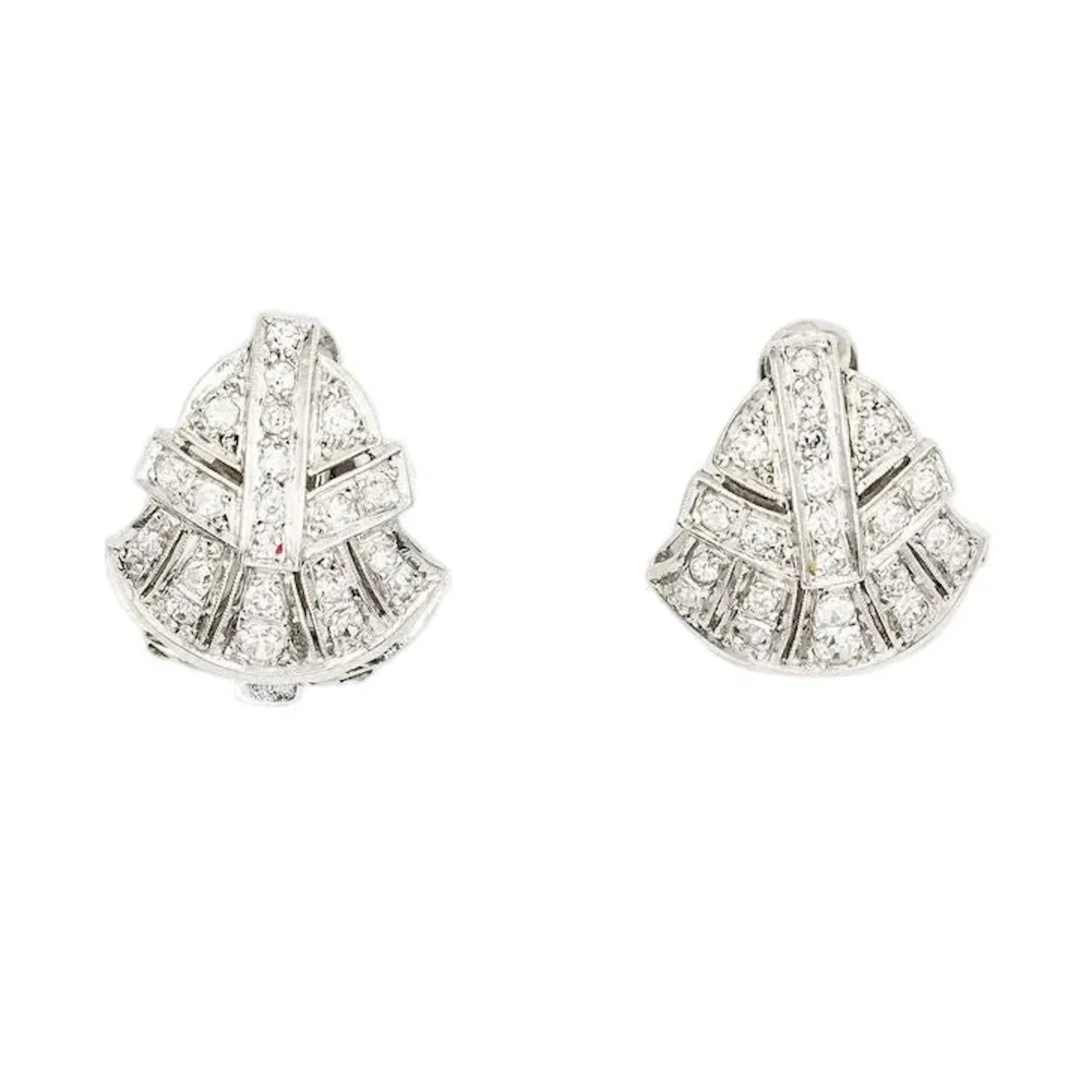 Earrings Art deco clip in paltinium and diamonds