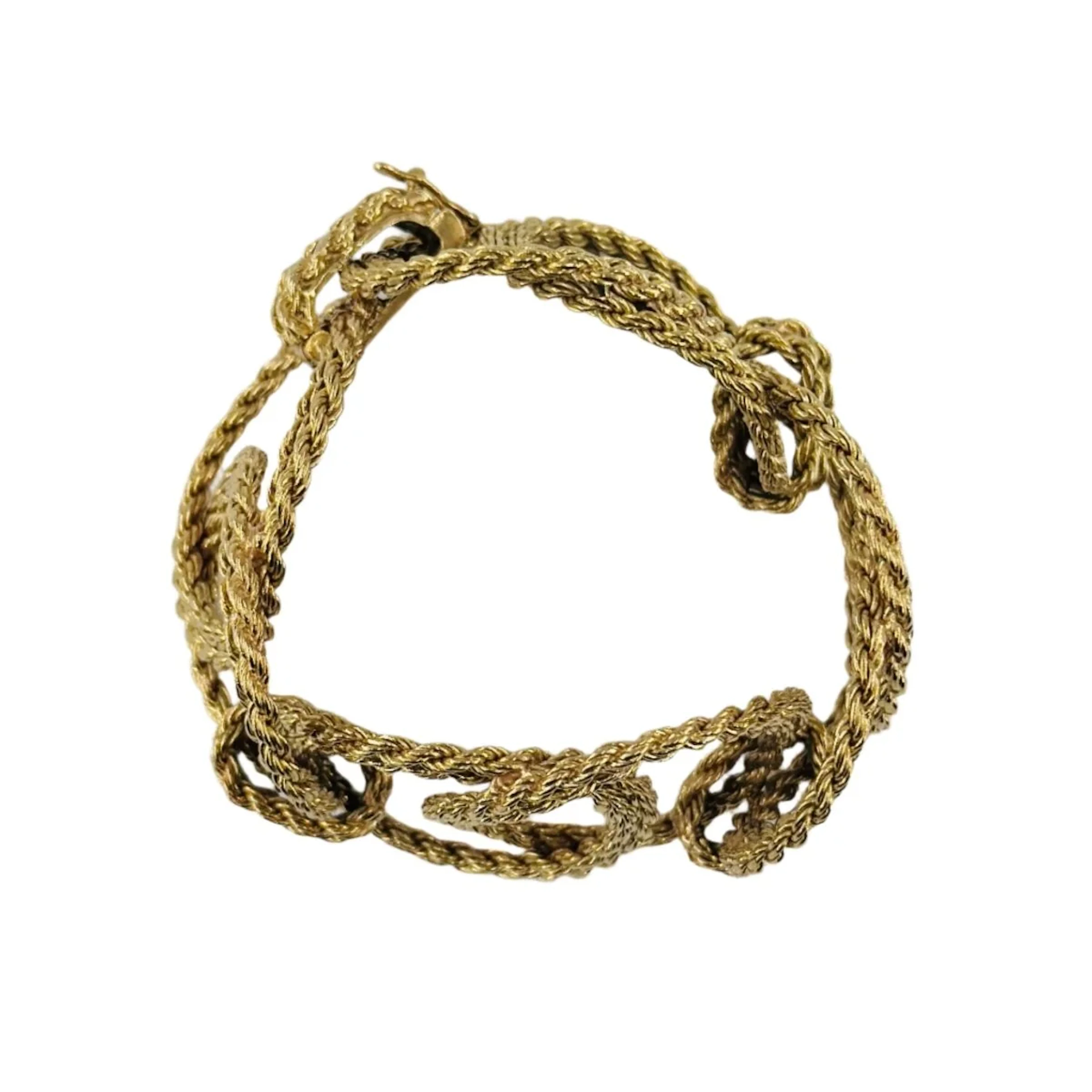 Bracelet "Twisted circles" in yellow gold