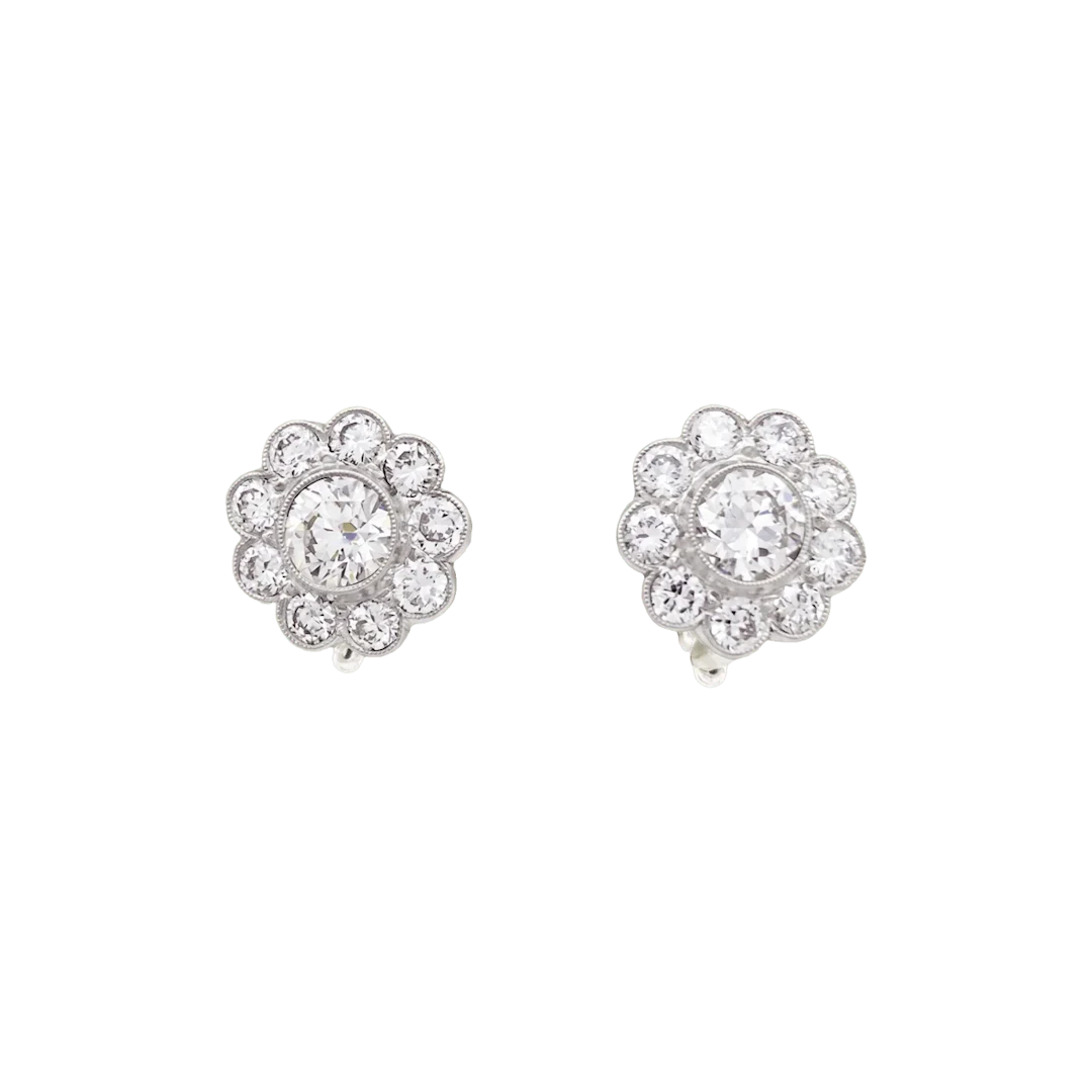 Boucles d'oreilles Clips en or blanc, platine et diamants