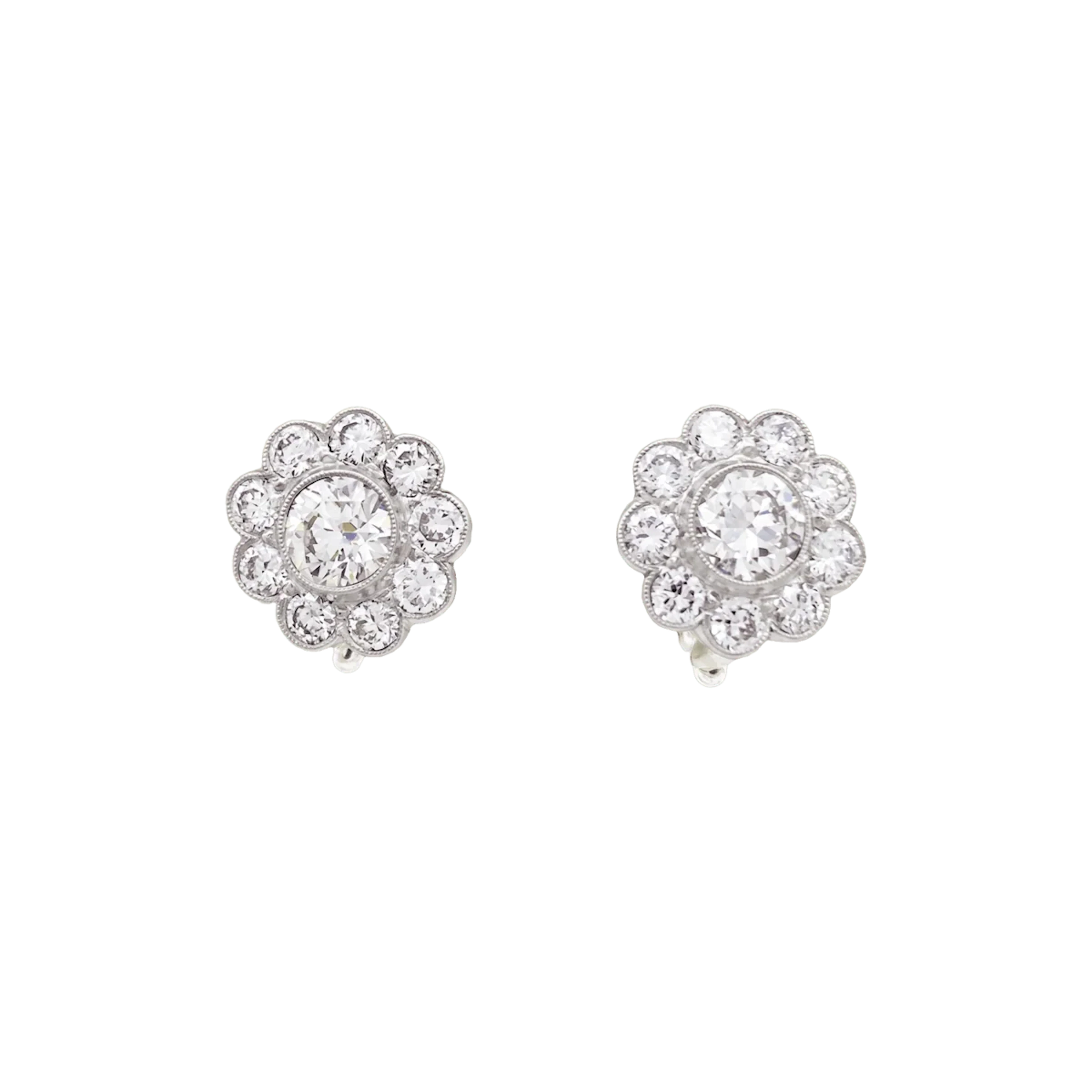Boucles d'oreilles Clips en or blanc, platine et diamants