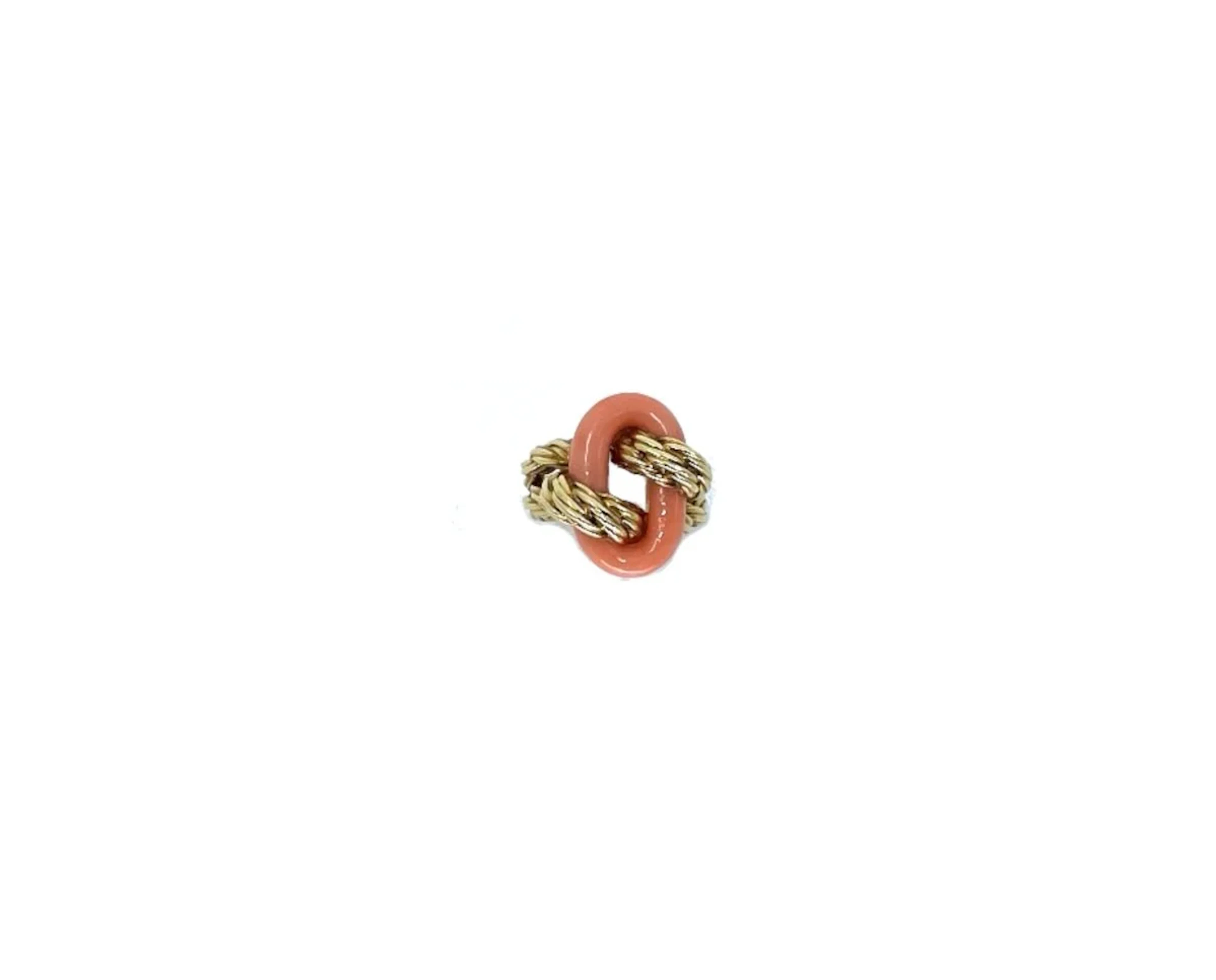 Yellow gold and Coral Van Cleef & Arpels Ring