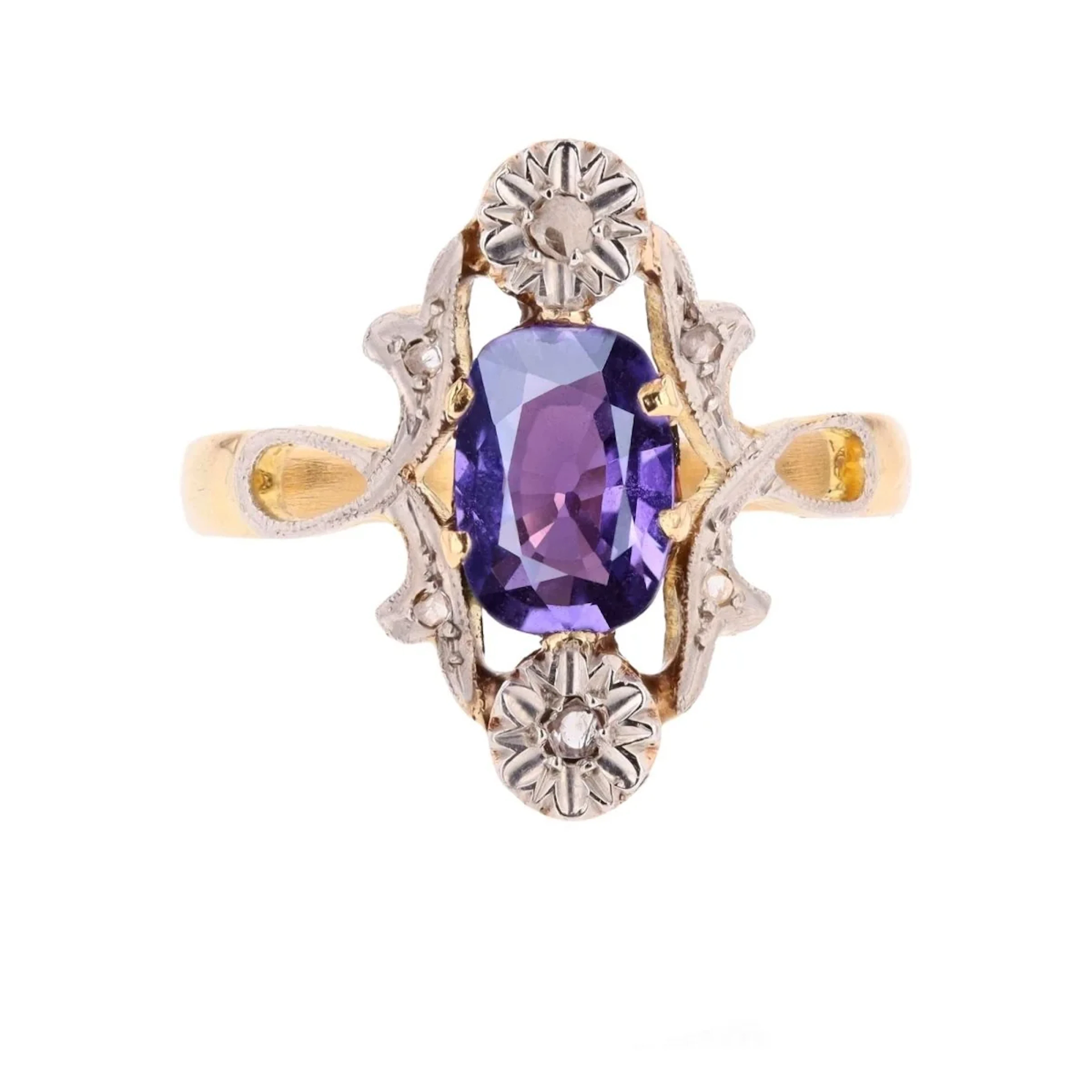 Ring in yellow gold, platinum, sapphire, and diamonds
