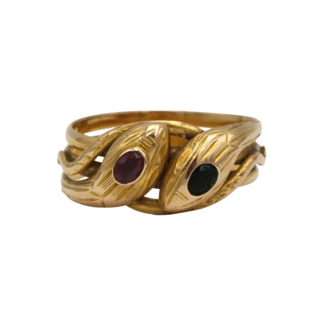 Ring in yellow gold, ruby and sapphire
