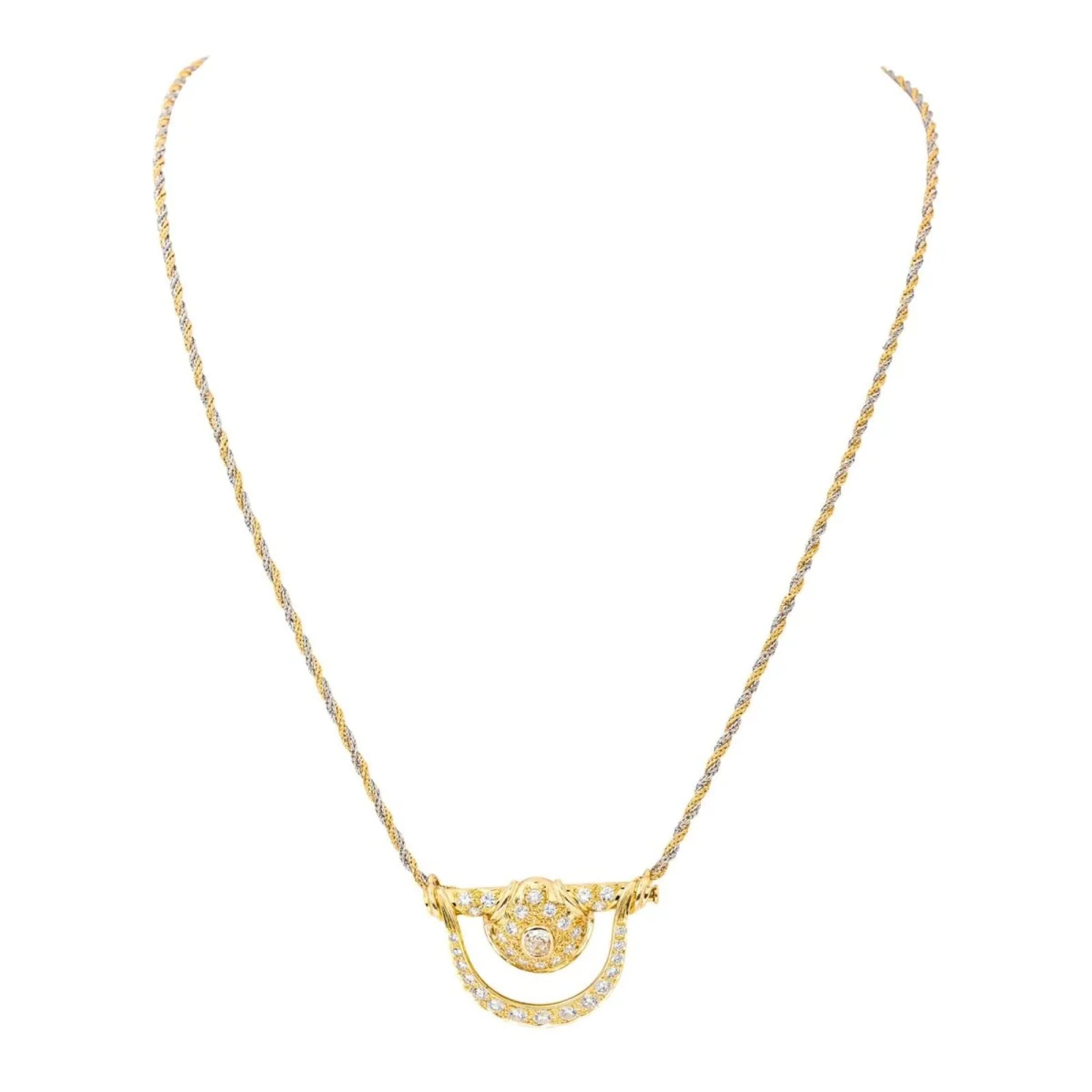Pendant necklace in yellow gold and diamonds