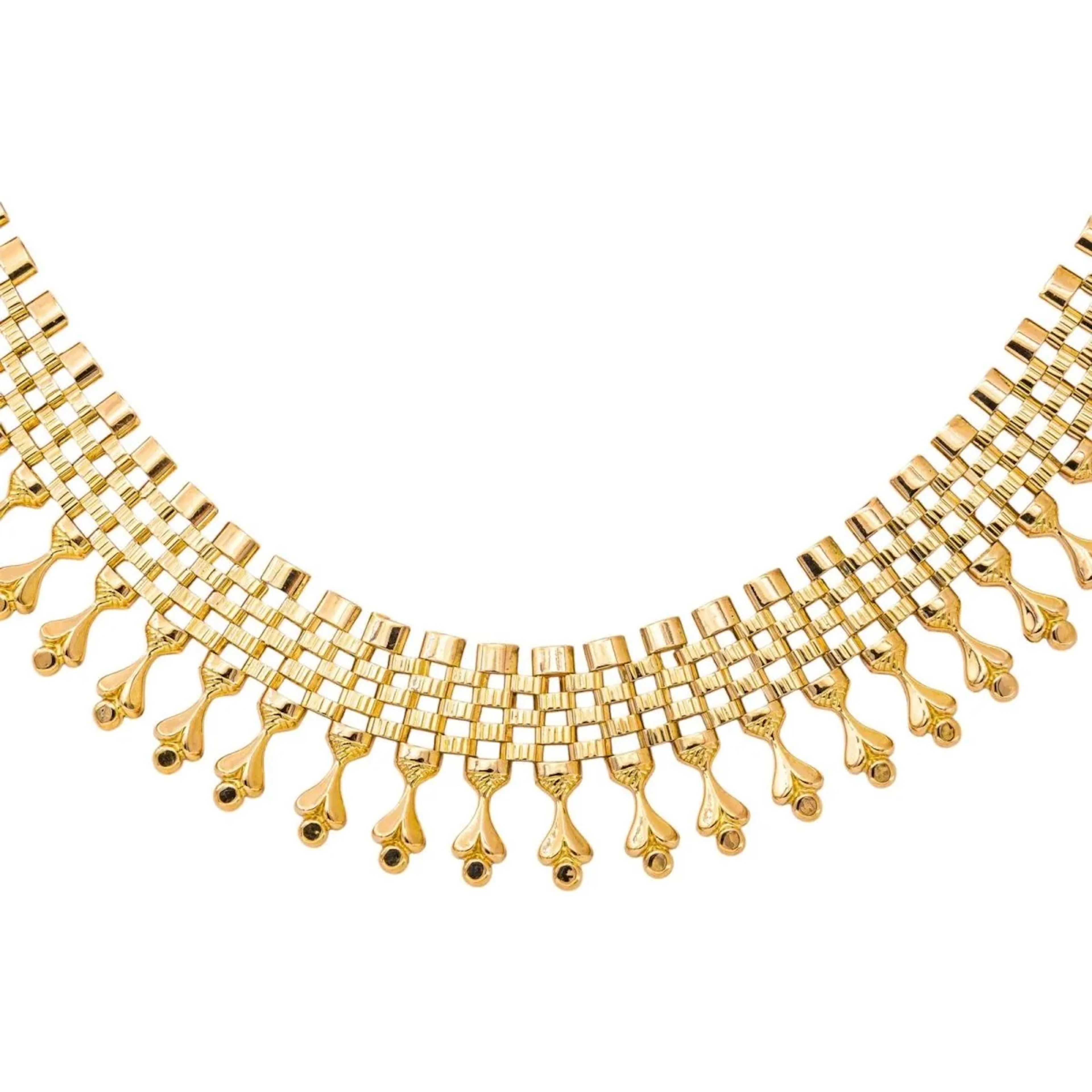 Yellow gold necklace