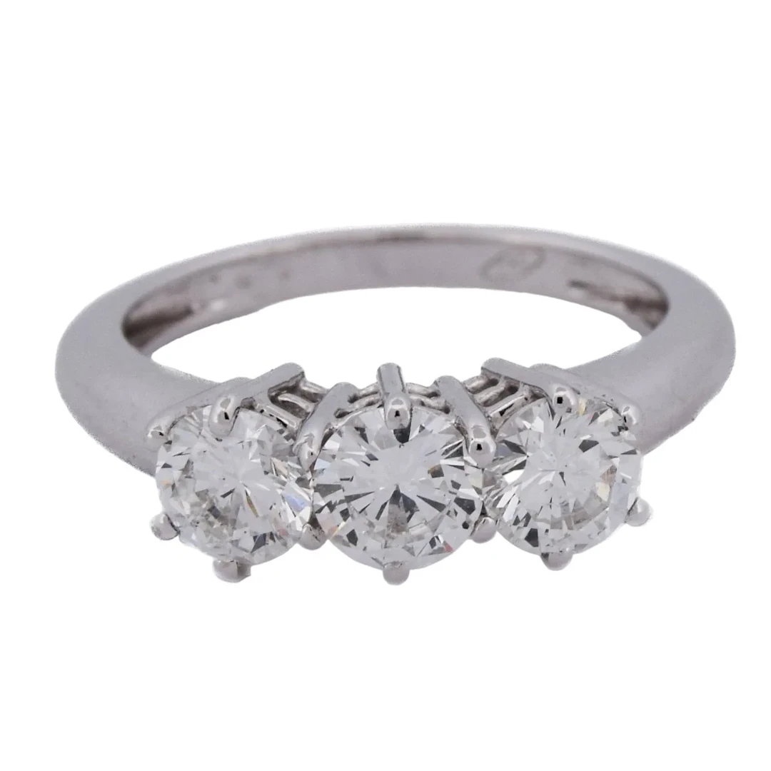 Ring Trilogy in white gold and diamonds