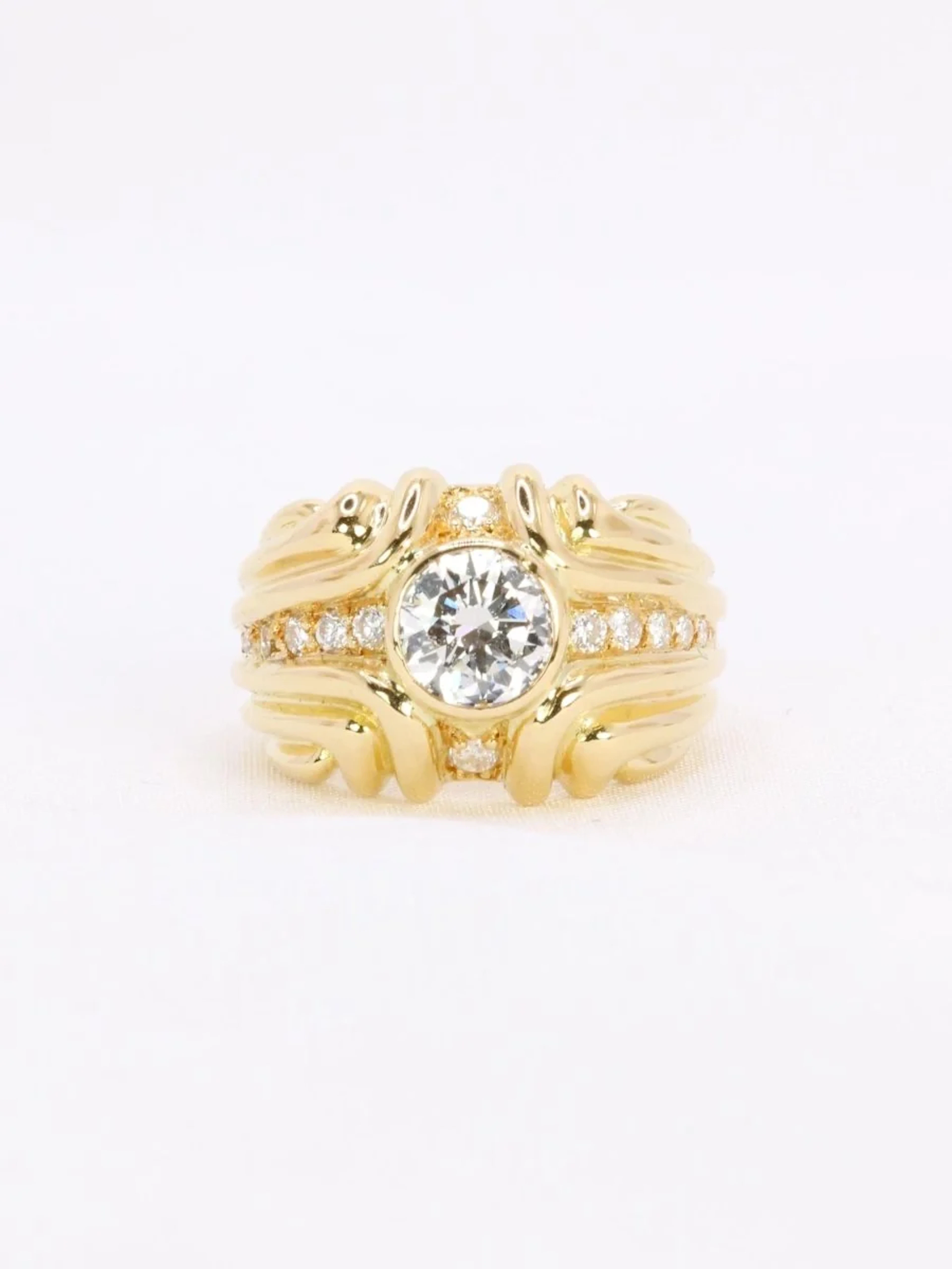 Ring vintage gadroons yellow gold diamond 0.8 ct