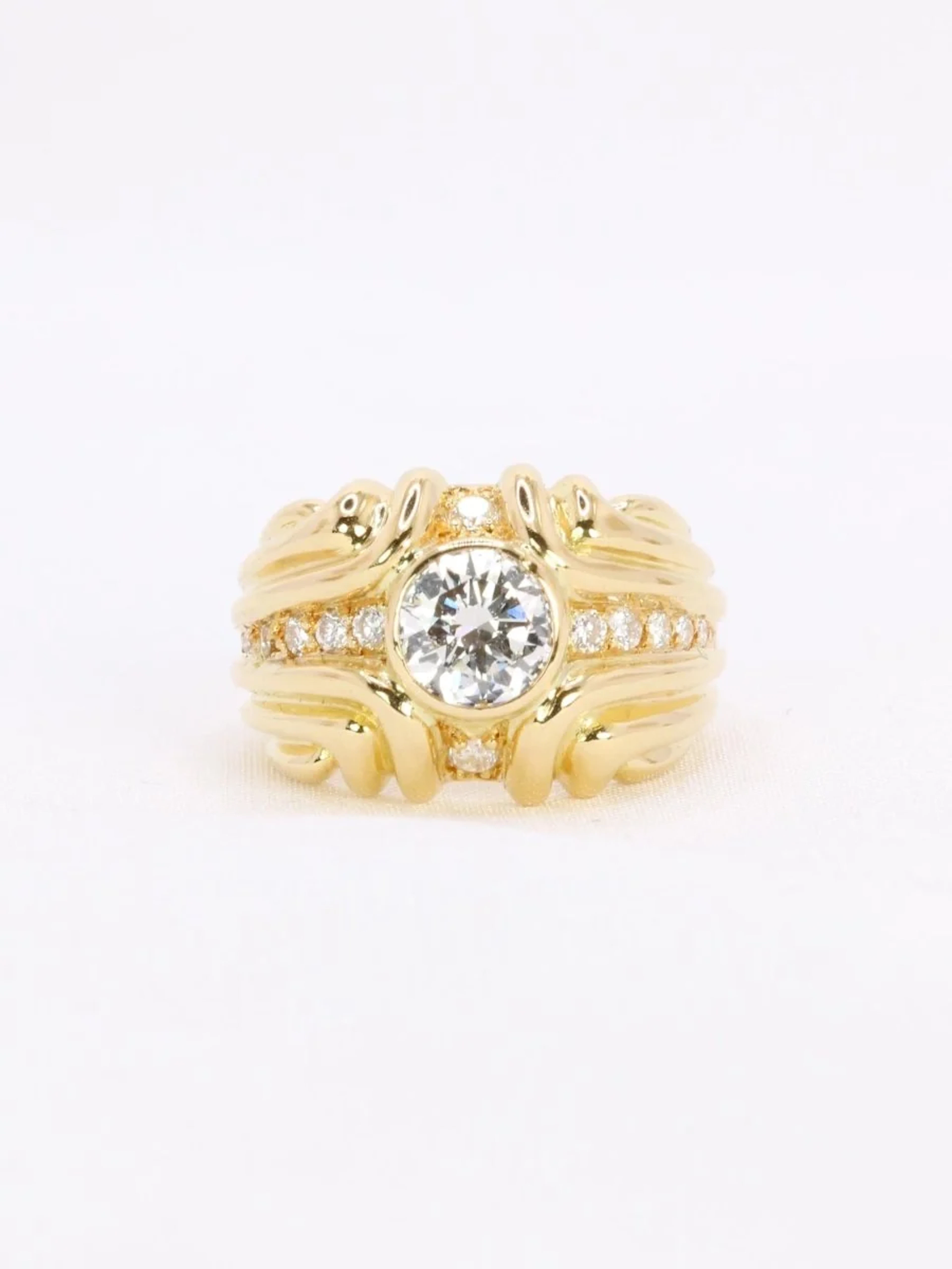 Bague vintage godrons or jaune diamant 0.8 ct