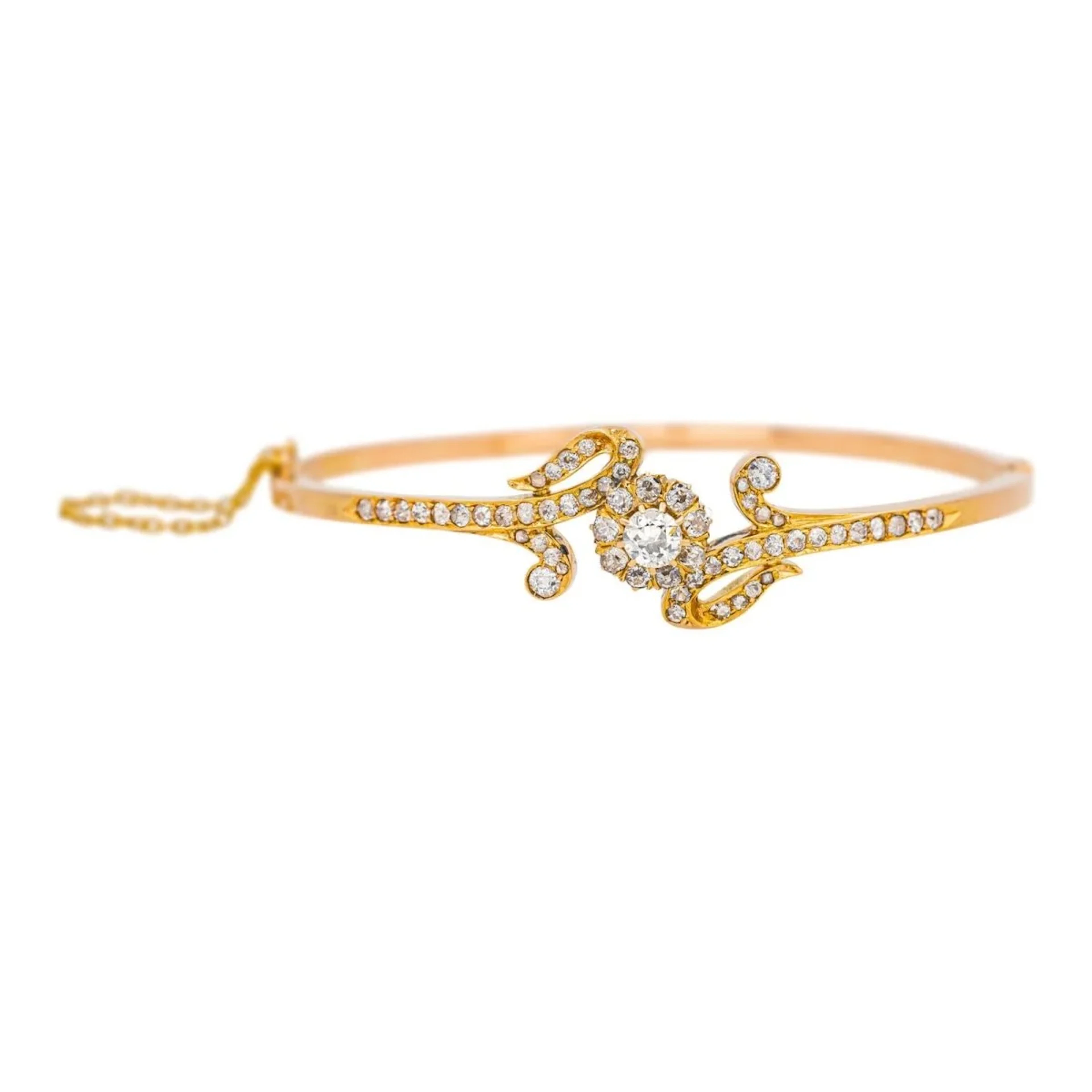 Bangle bracelet in pink gold and diamonds