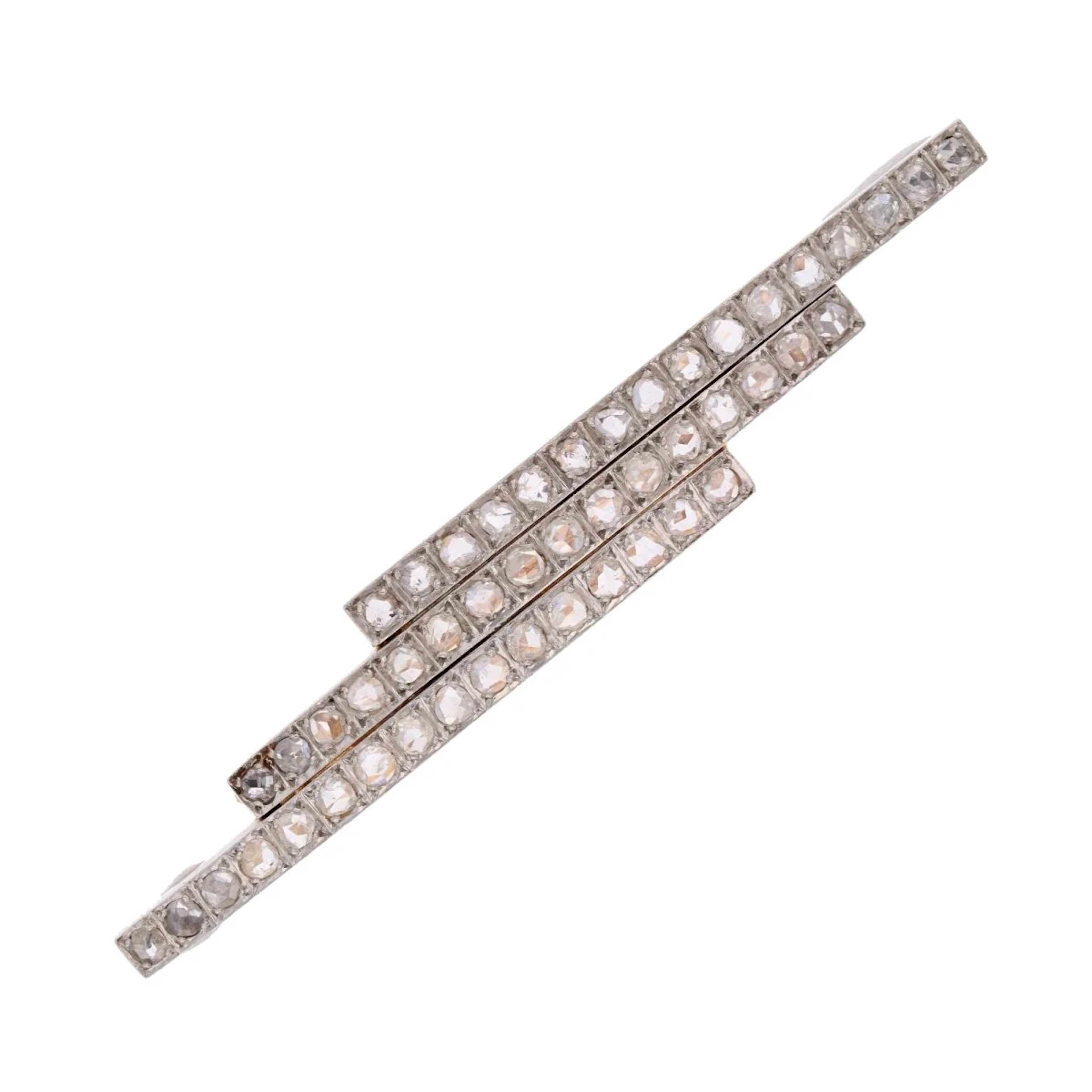 Brooch Pin in Yellow gold, Platinum and Diamonds