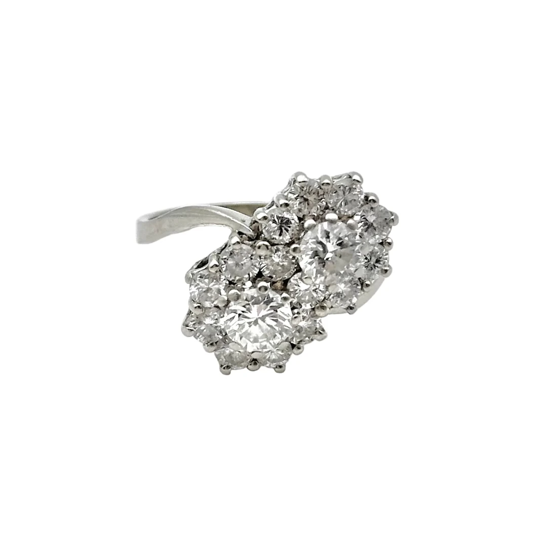 Double Daisy ring in white gold and diamonds