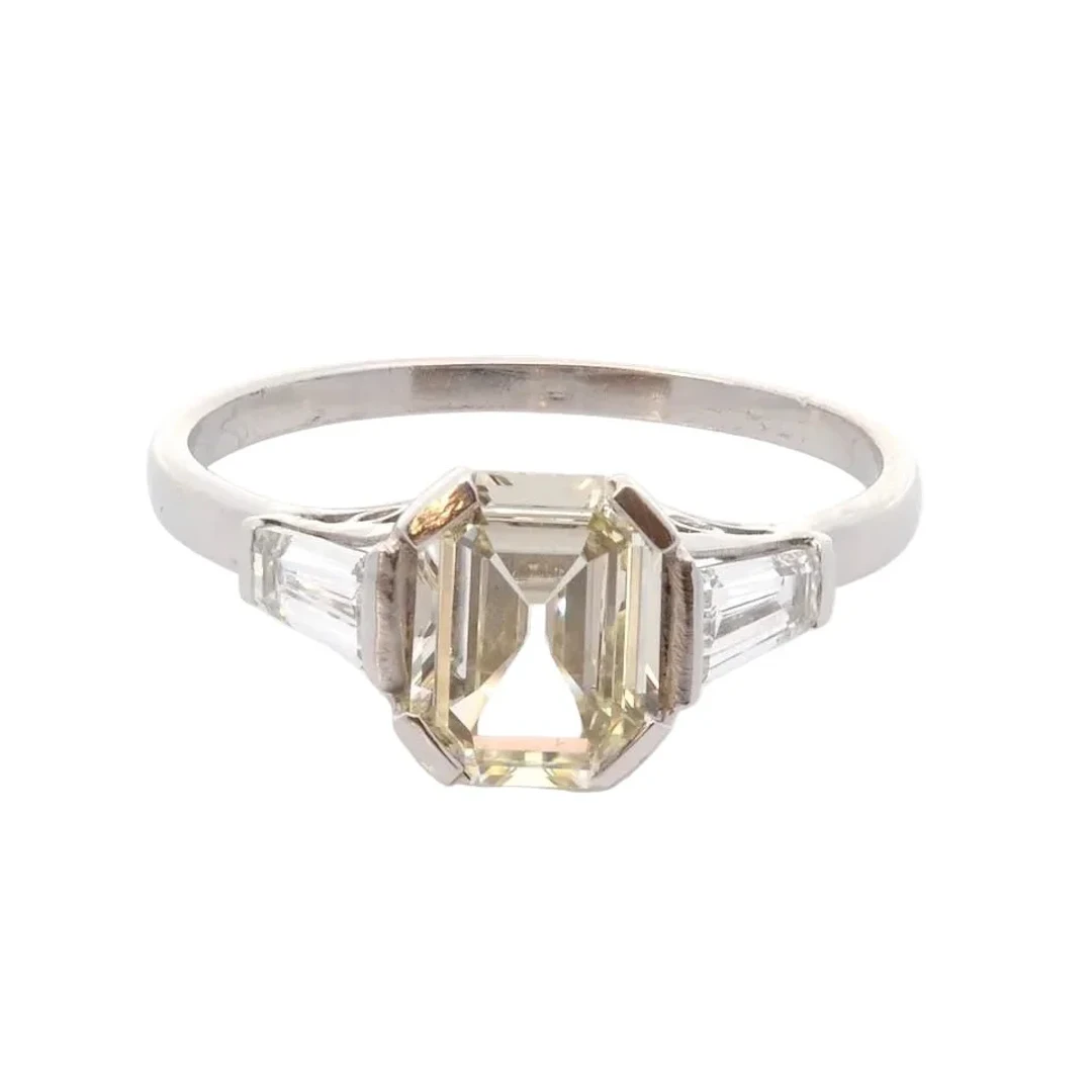 Ring Trilogy in paltinium and diamonds