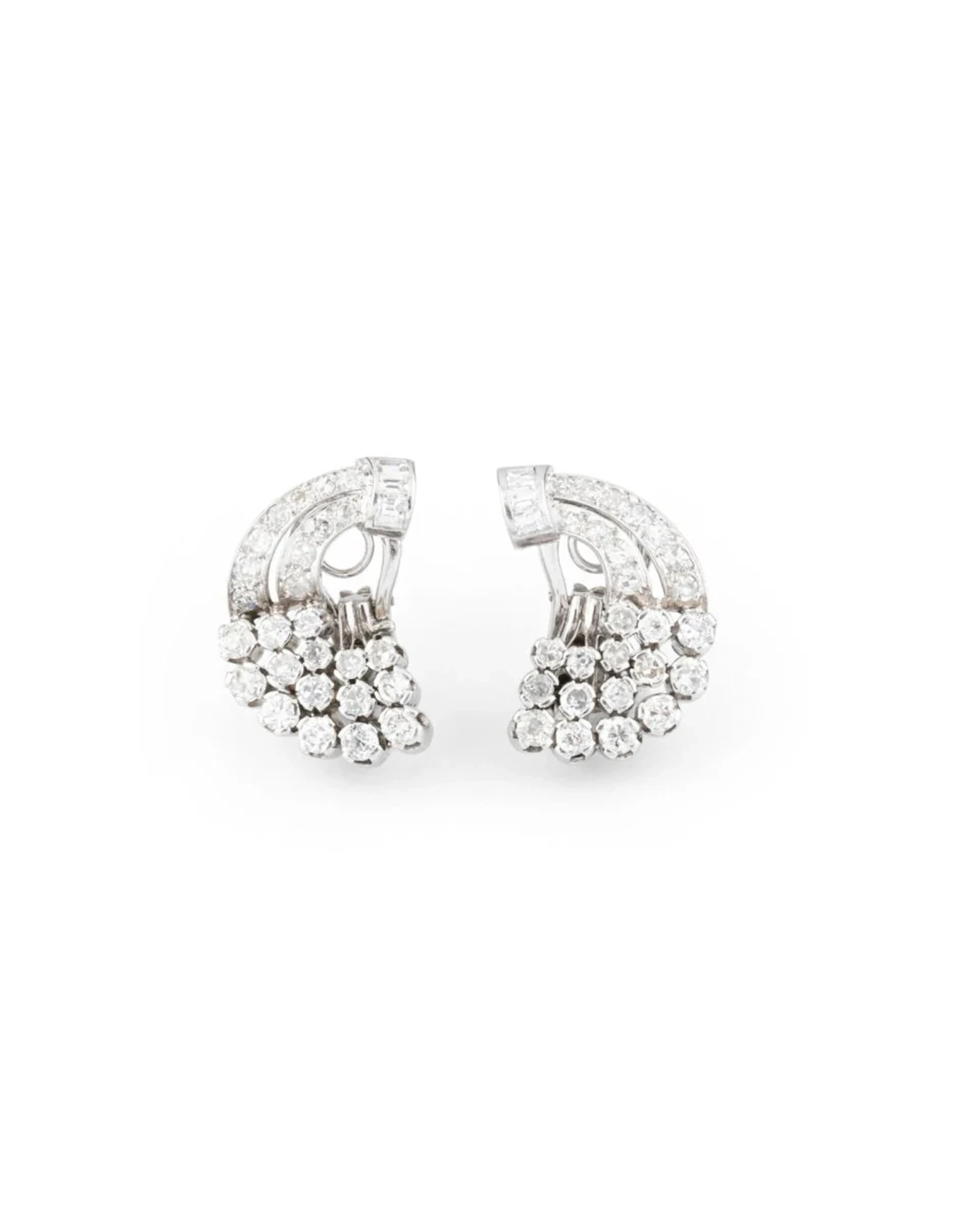 Clips Lune earrings in Platinum and Diamonds