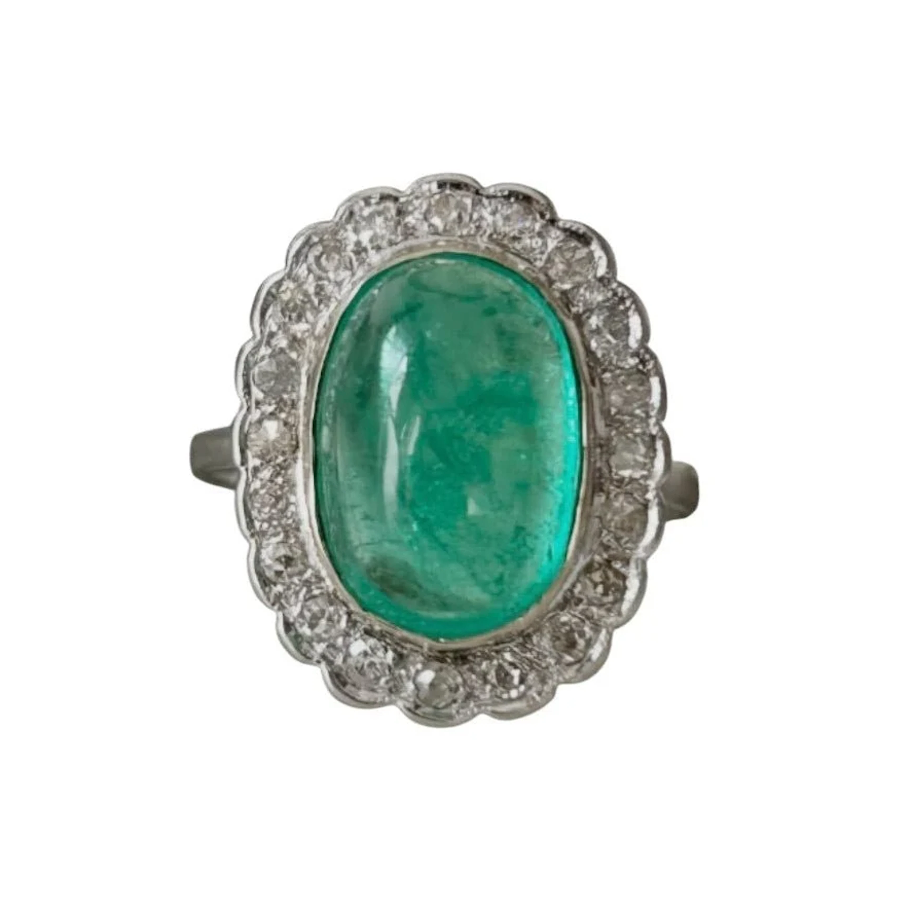 "Entourage" Ring in White Gold, Emerald, and Diamonds