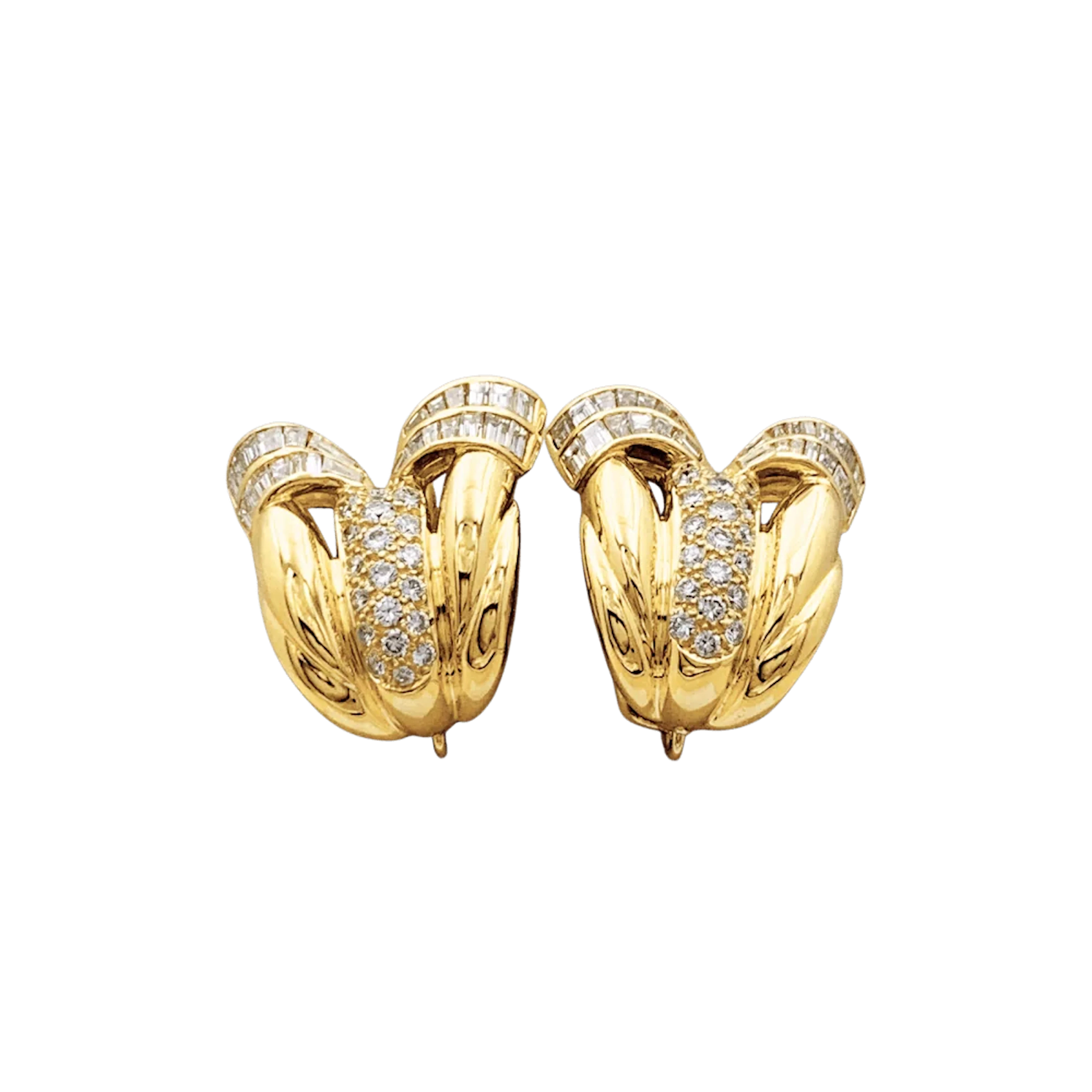 Boucles d'oreilles Clips en or jaune et diamants