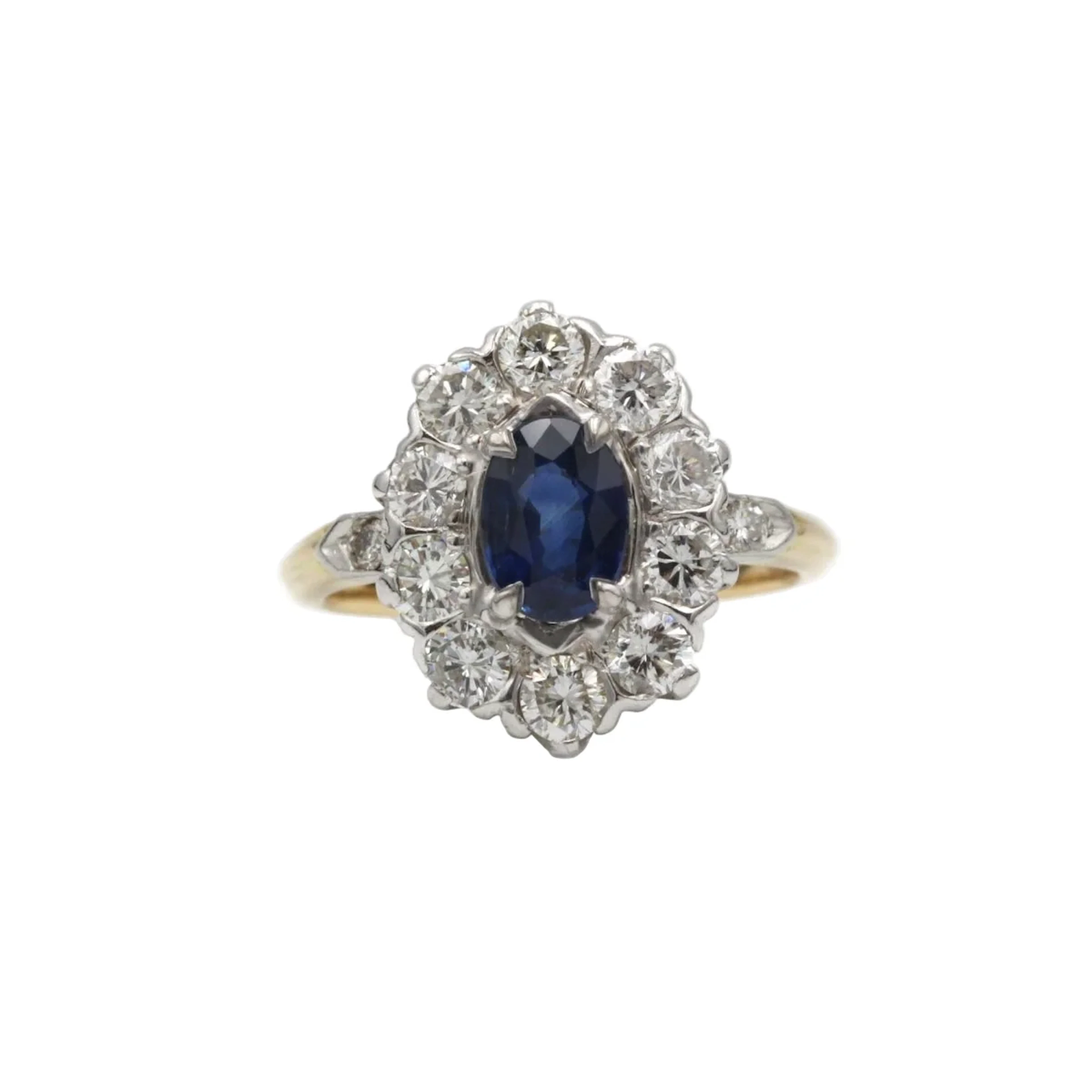 Daisy ring in yellow gold, platinum, sapphire, and diamonds