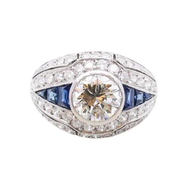 Bague Dôme en platine, saphirs et diamants