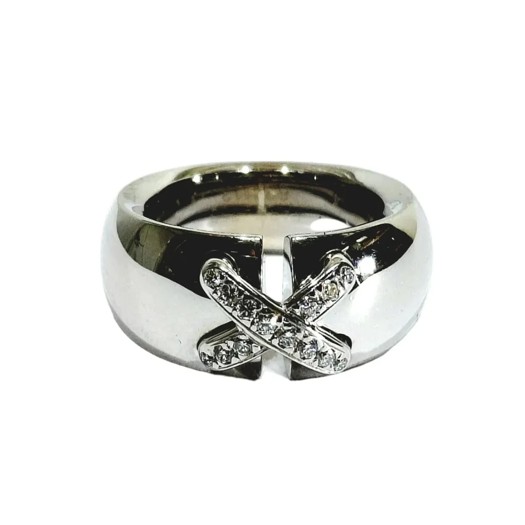 CHAUMET ring in white gold and diamonds