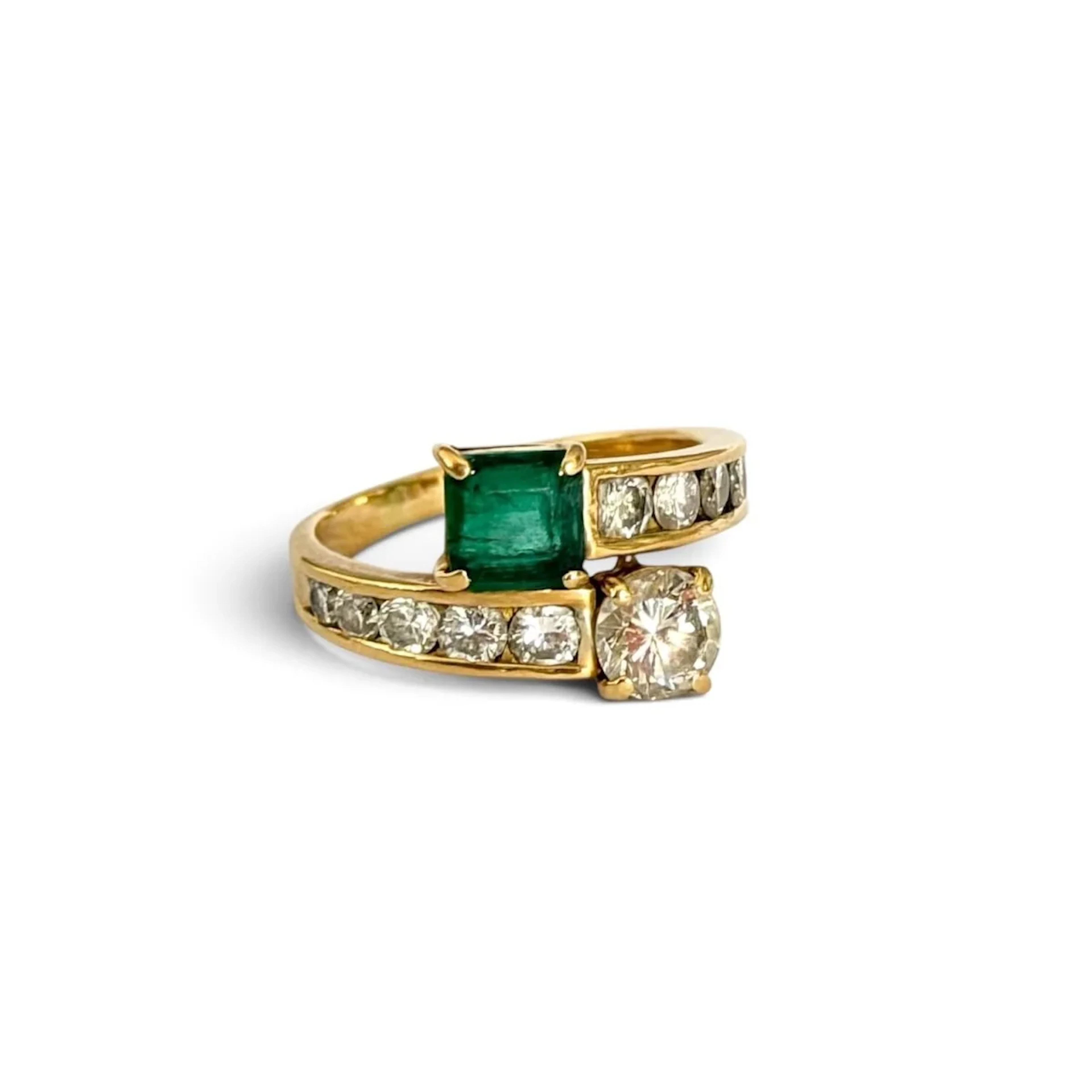 Bague toi et moi en or jaune et émeraude