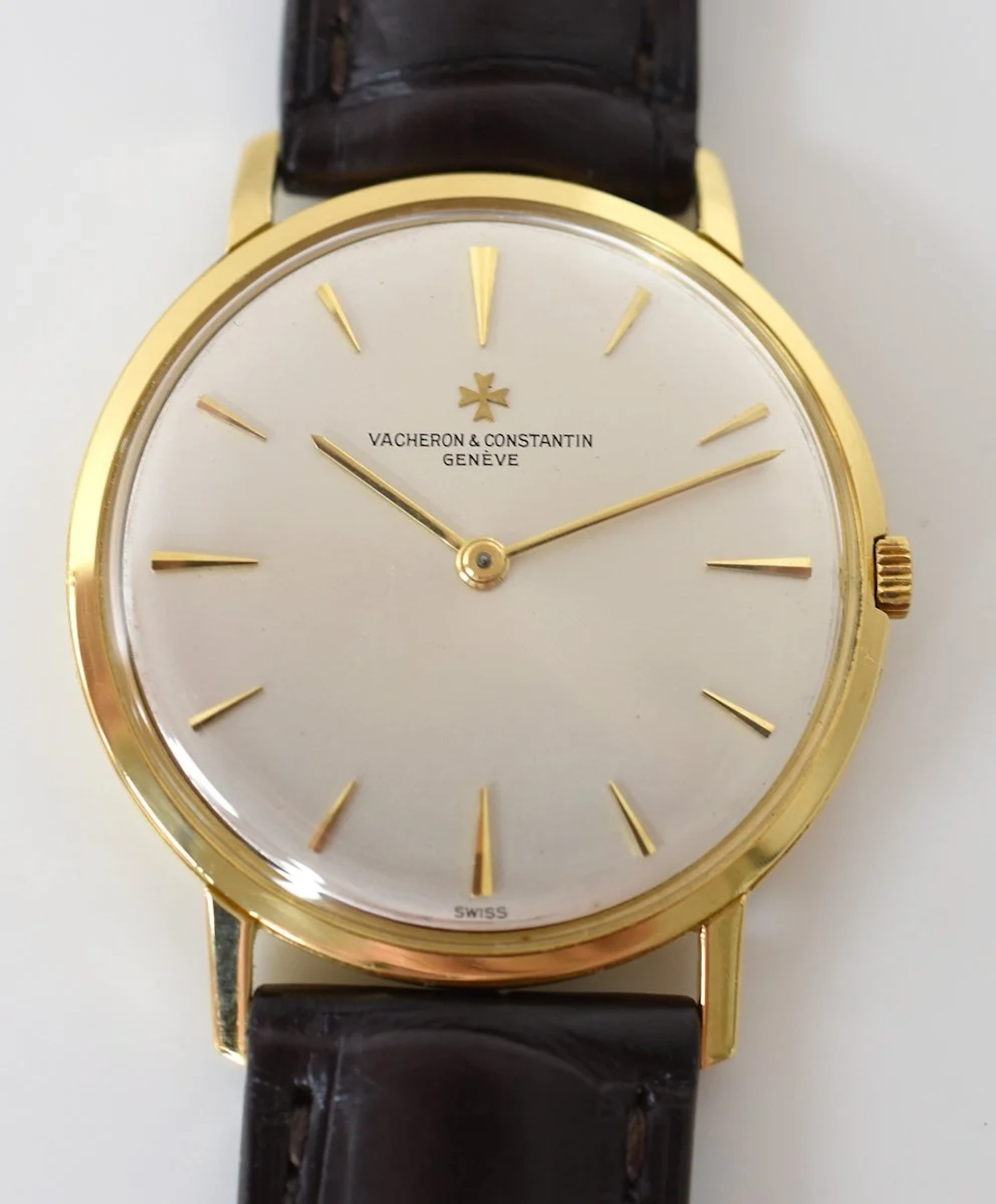 VACHERON&CONSTANTIN Patrimony watch, Model Ref. 6903, in 18-carat