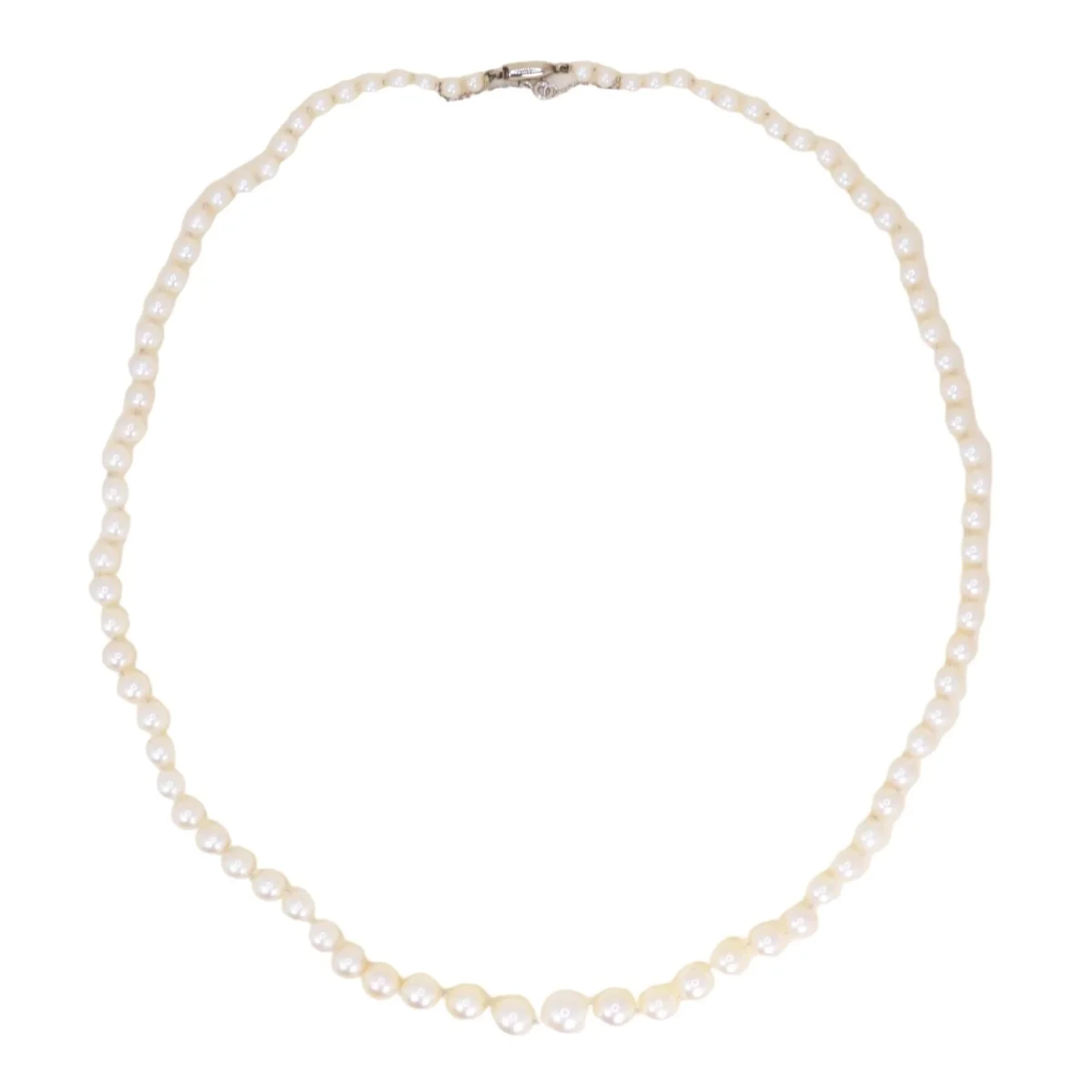 BOUCHERON Pearl Necklace in white gold and pearls