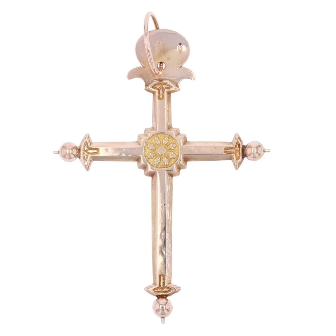 Rose gold pendant