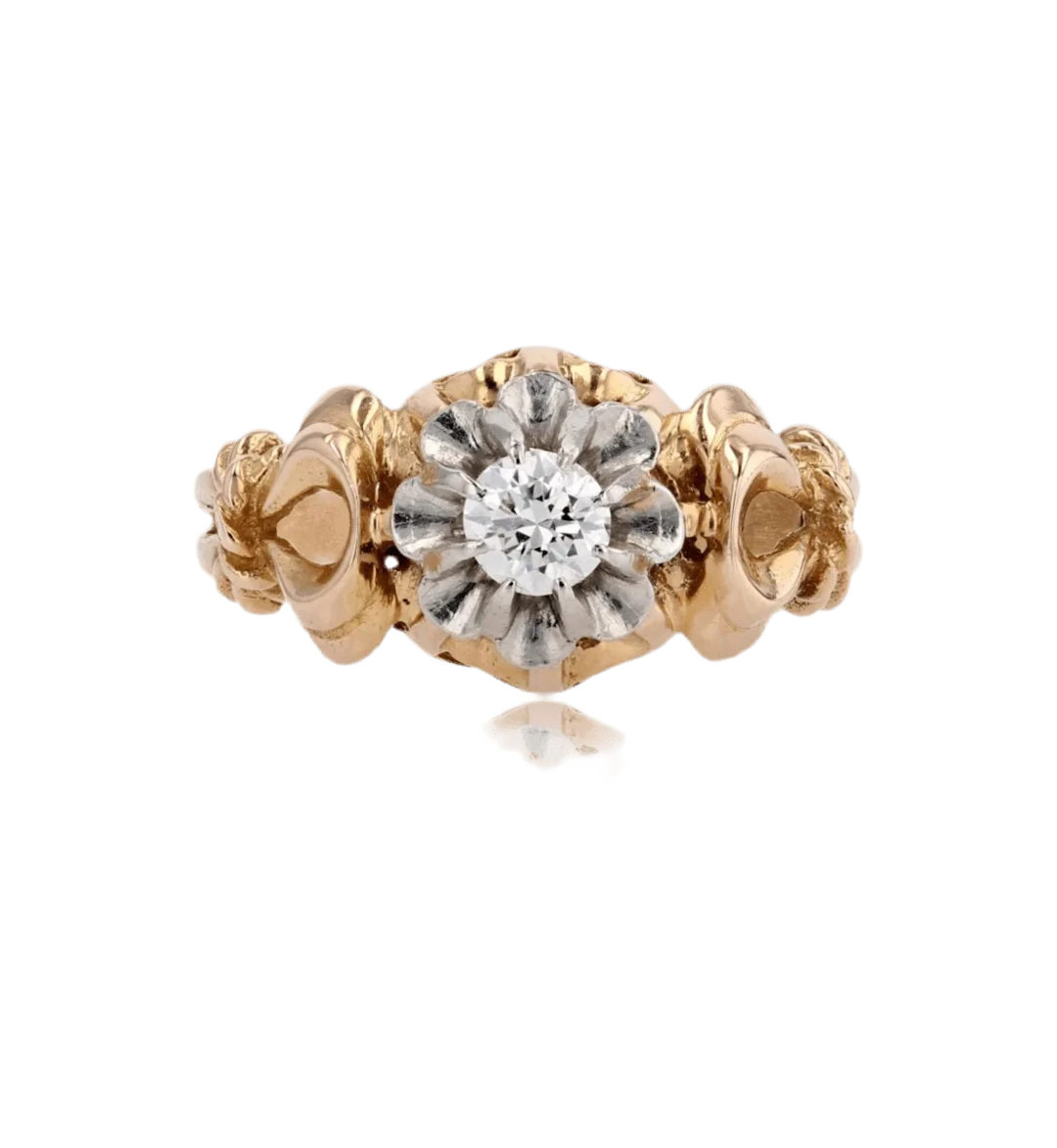 Solitaire ring in yellow gold, platinum and diamond